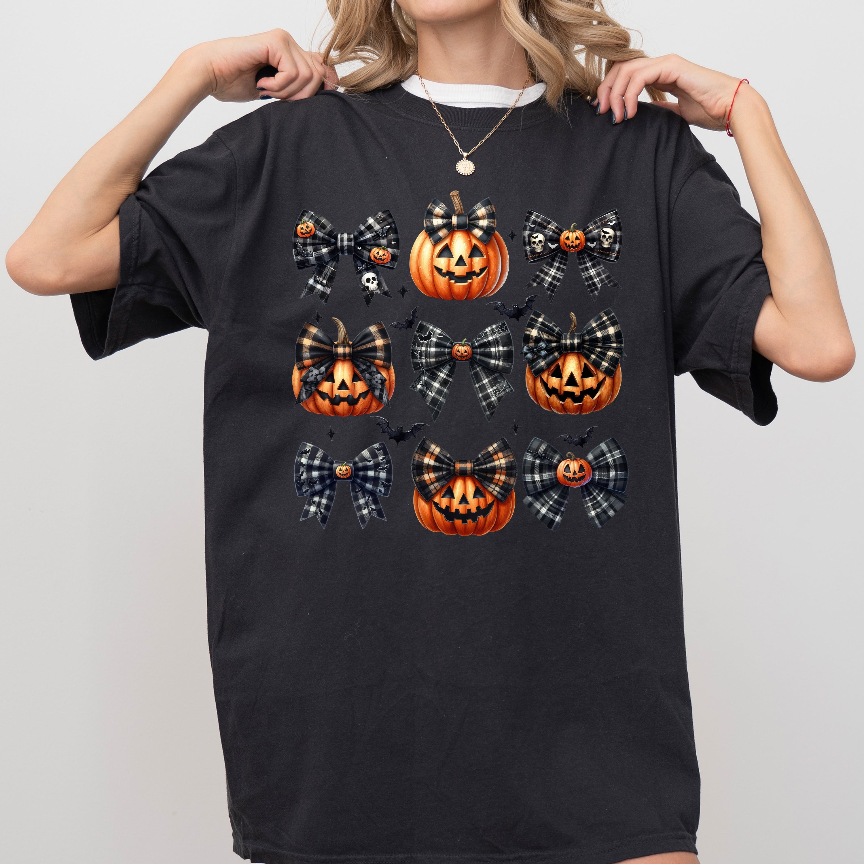 Pumpkin Bow Coquette Witch Vintage Western Halloween Meme Costume Comfort Colors Tee