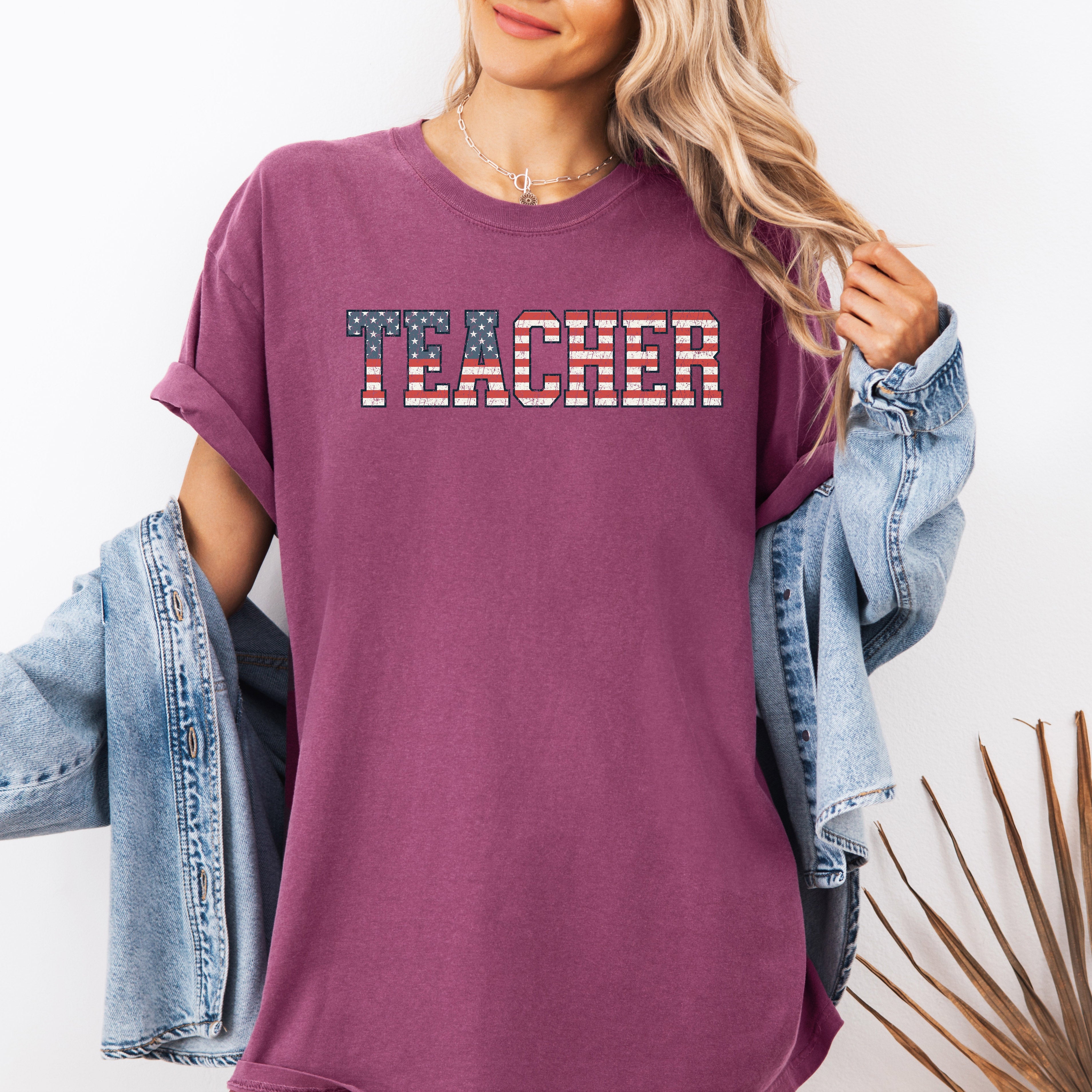 Teacher USA Flag Retro Classroom Pride Teacher Appreciation Edition Comfort Colors Tee