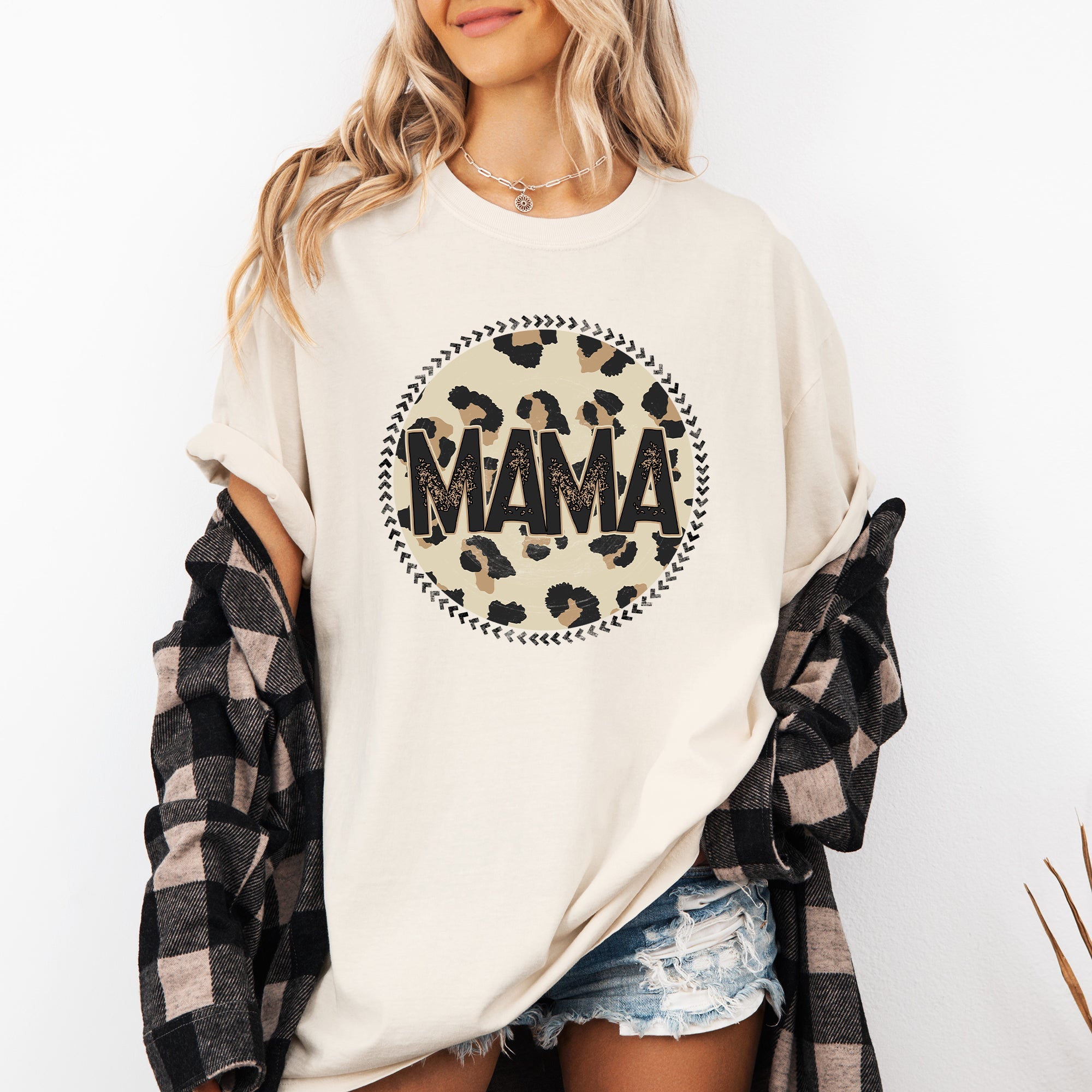 Mama Leopard Print Circle Western Cowboy Vintage Charm Graphic Comfort Colors Tee