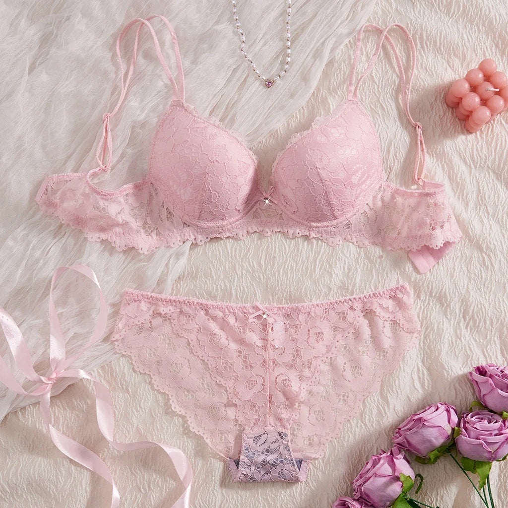 6-Piece Set Women's Bra and Panties Set Sexy Patterned Lace Patchwork No Lining Comfortable Fitting Women's Push-Up Bra Women's Underwear Set