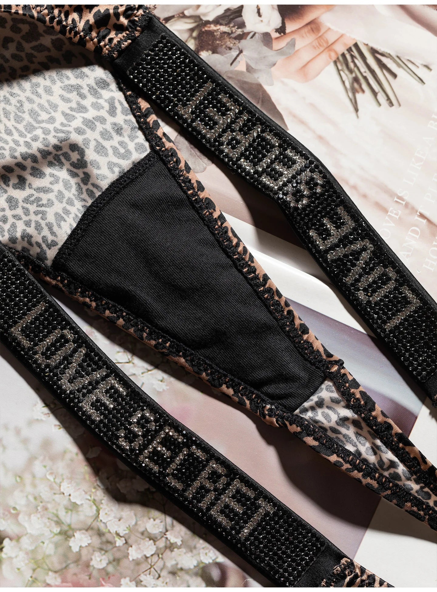 Letter Sexy Panties Women Thongs Rhinestones Diamonds G-string Sports Thong Low Waist Shorts Briefs T-back Fitness S-XL