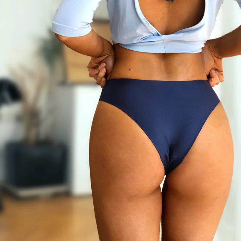Ice Silk Thong Sexy Women Panties Seamless G String Briefs T Back for Girls Underwear Temptation Ladies Underpants Size M-XXL