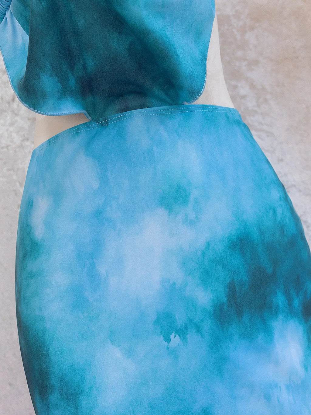 Sexy Blue Tie Dye Gradient Bikini Set Women Metal Circle Ornament Push Up Long Skirt Swimsuit Beach Bathing Suit Swimwear 2026