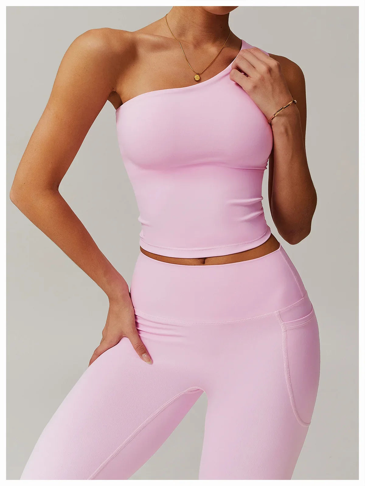 Single Shoulder Bra Women Yoga Sports Bra Breathable Shock Proof Gym Workout Fitness Push Up Top Running Sports Vest Underwear
