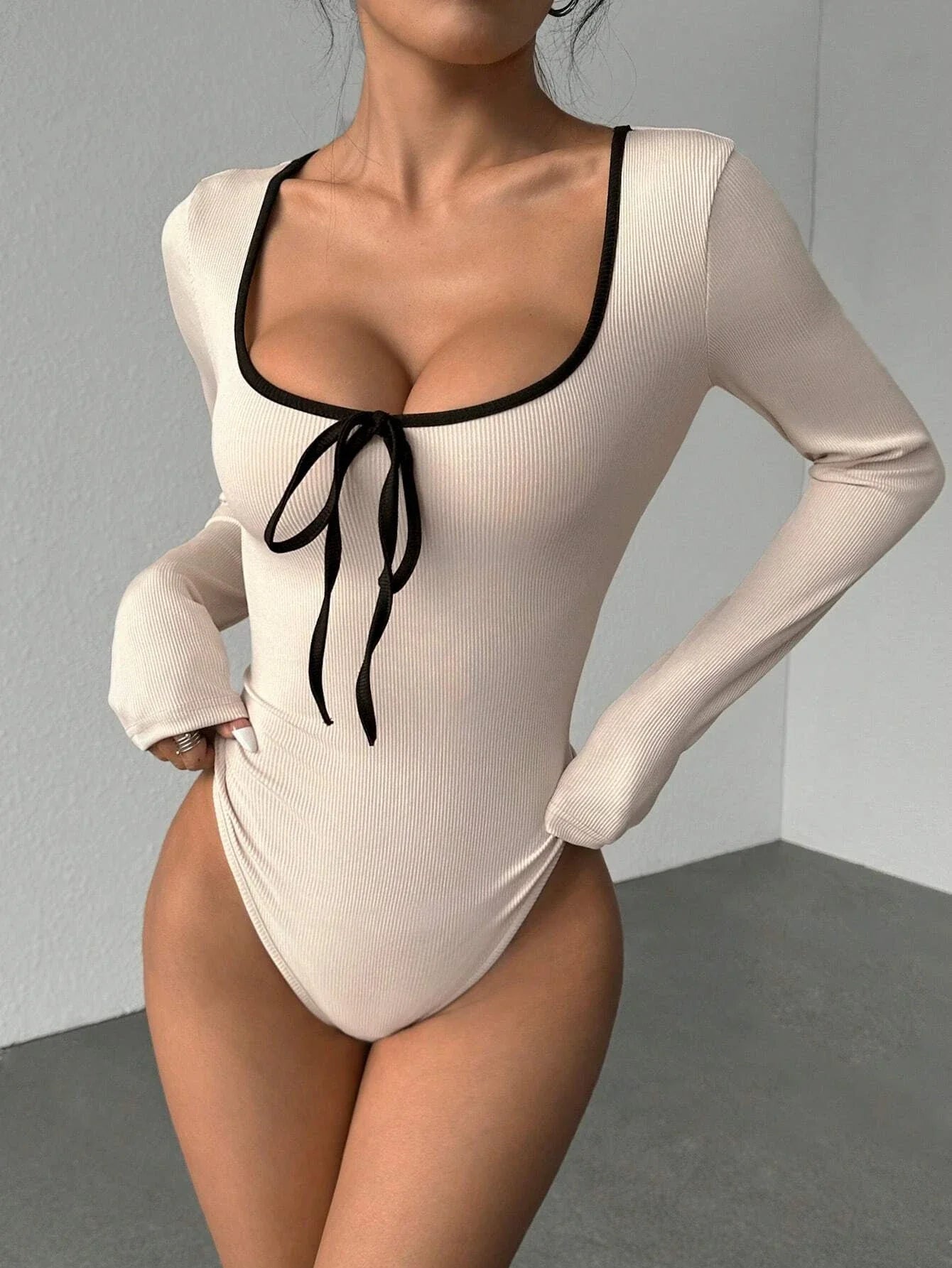 Women's Sexy U-Neck Bowknot Color Block Long Sleeve Bodysuit Casual Slim Fit Rib-knit Bodycon Spring/Fall Streetwear