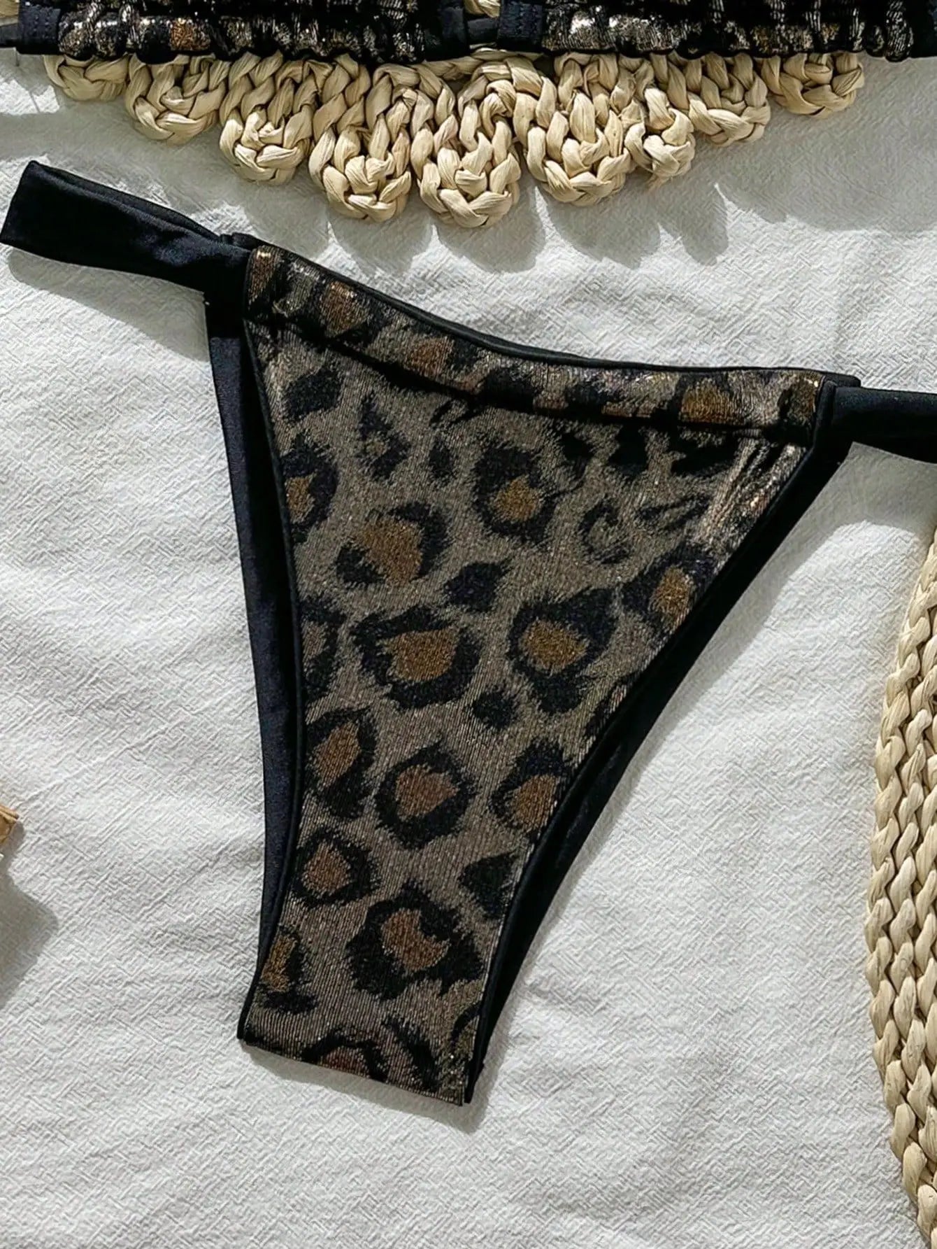 Sexy Brozing Black Leopard Print Bikini Women Halter Push Up Bra Pleate Thong Swimsuit 2026 Beach Bathing Suit Holiday Swimwear