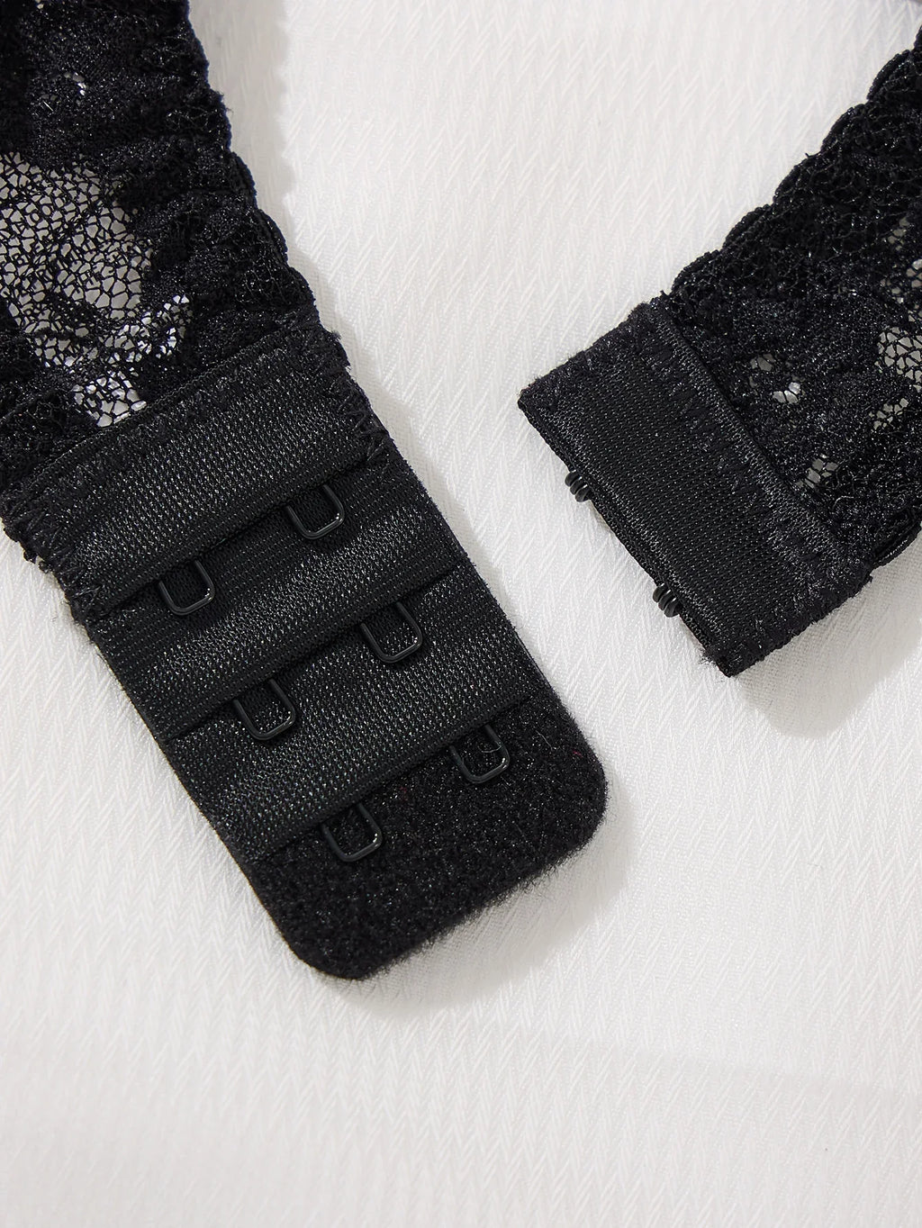 Elegant Design Bra And Panties Set with Unique Heart Buckle Comfortable Fashion Underwear Suitable for All Occasions
