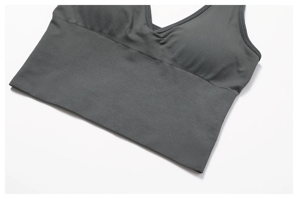 Seamless High Stretch Sports Bra Women Halter Yoga Bra Padded Backless Sports Bras Gym Crop Top Push Up Workout Yoga Tops Woman