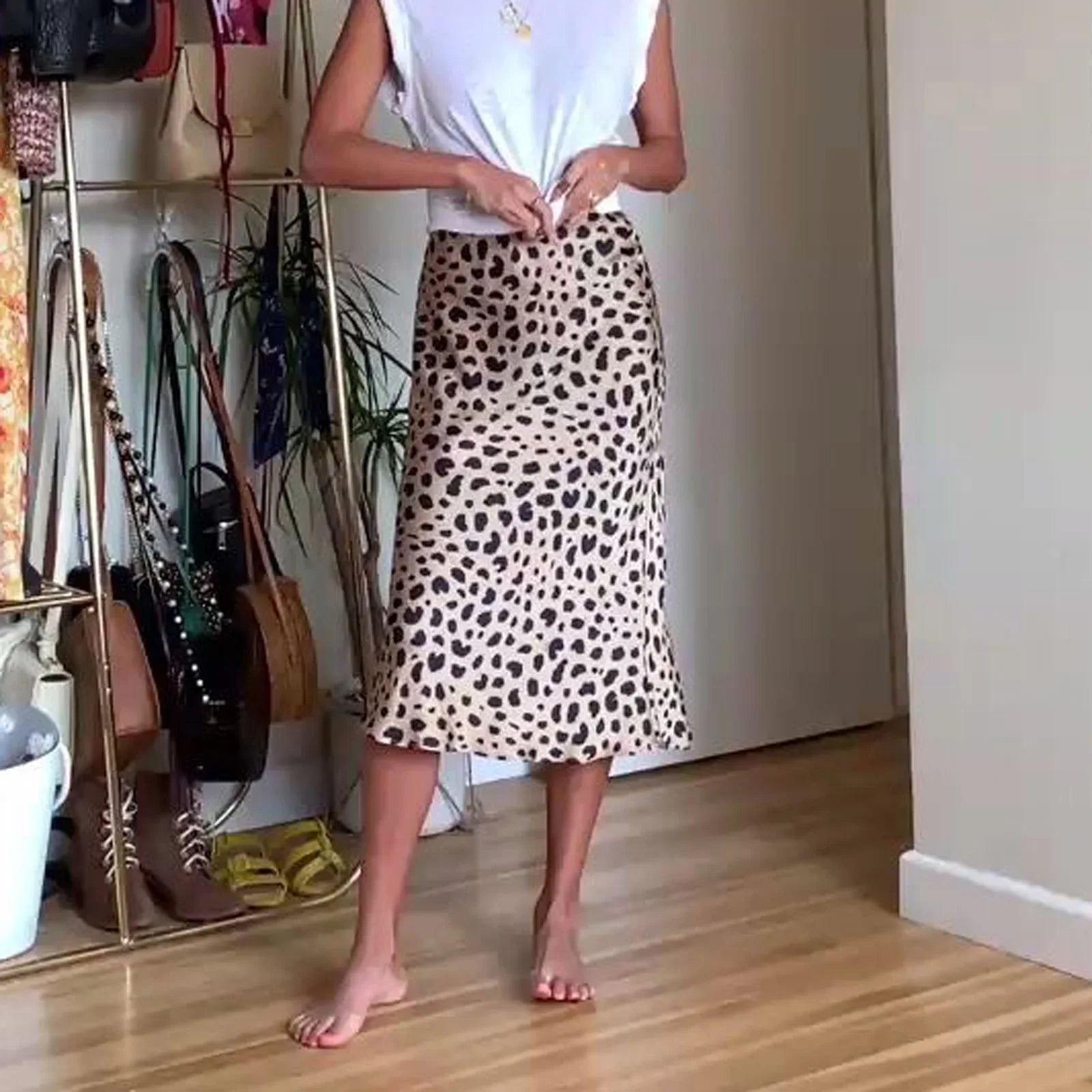 Women Summer Spring High Waist Skirts Fashion Vintage Solid Color Long Satin Texture Skirt Chic Female Long Skirts Mujer
