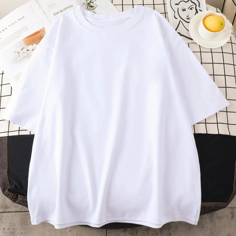 👕 Crayon Shin-chan "Beloved Woman" Cotton T-Shirt – Playful Anime Streetwear