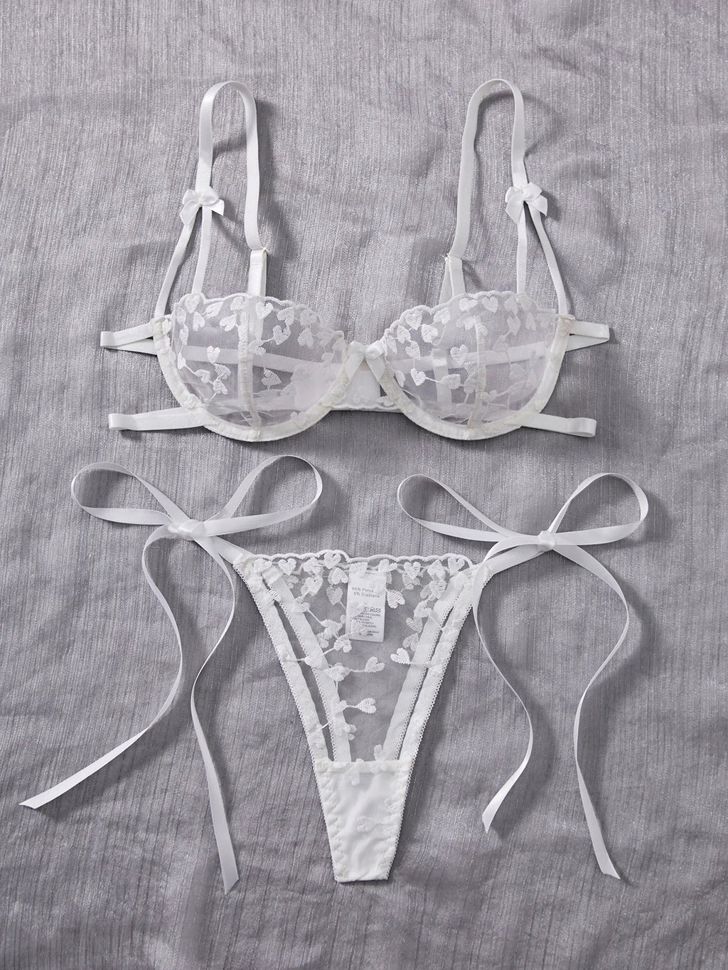 French Lace Heart Bra Set Girls Sexy Women Bralette Adjustable Transparent Embroidery Underwear Thong Bras Lingerie Panties Sets
