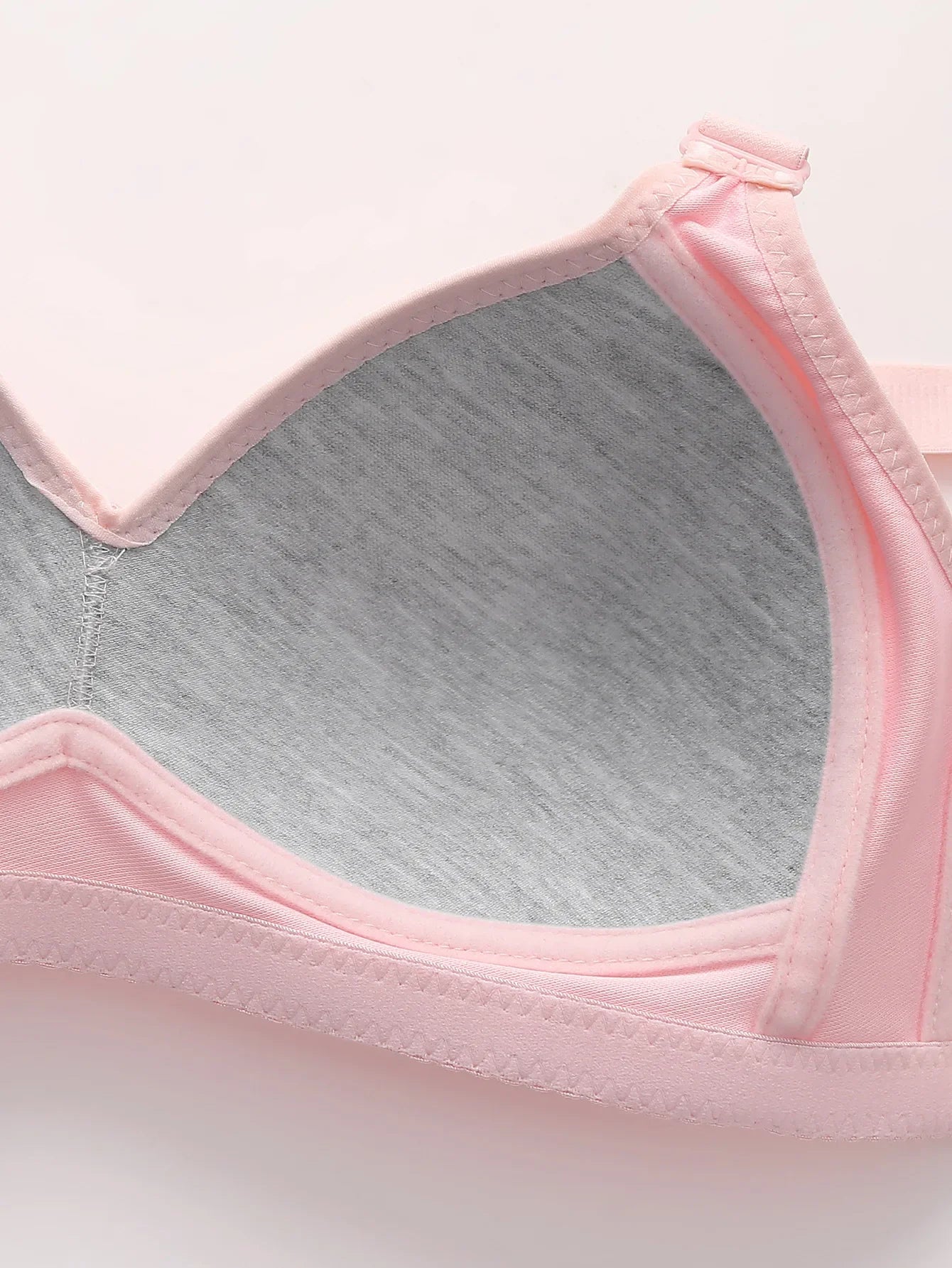 6 Pieces Color Women' Sexy Lace No Wire Bras Plus Size Adjustable Shoulders Strap T-Shirt Bra For Cup A B C D