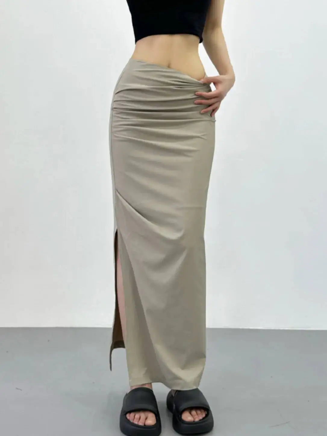 2026 New Pleated Side High Slit Half Length Skirt Women's Summer Spicy Girl Pure Desire Slim Wrap Hip Solid A-line Skirt 7MHN
