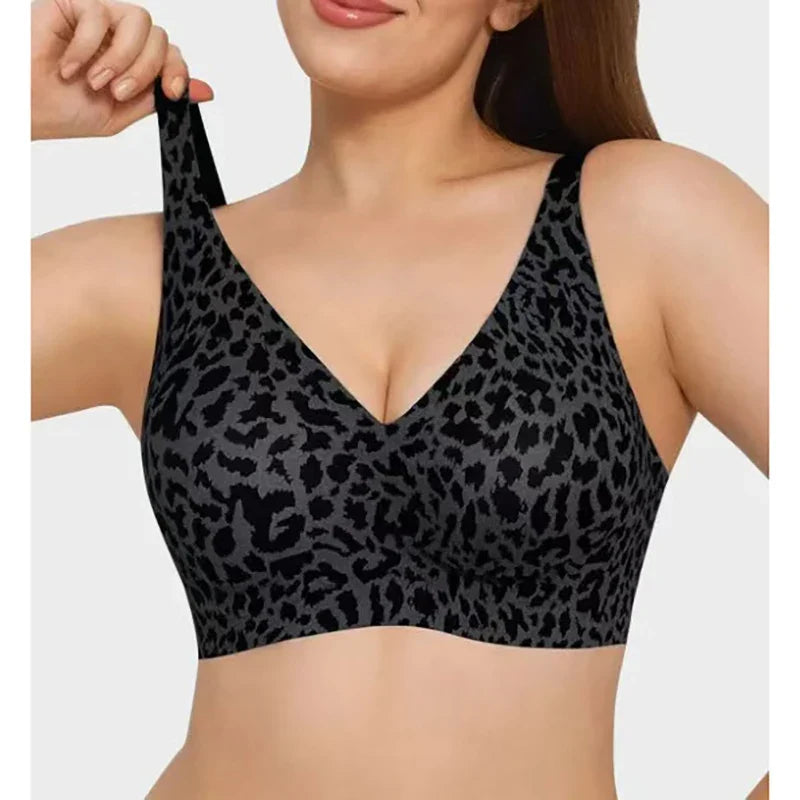 Women's Seamless Wire-Free Comfortable Full-Cup Bra with Thin Molded Cups for Breathability and Support Beautiful Push Up Bra