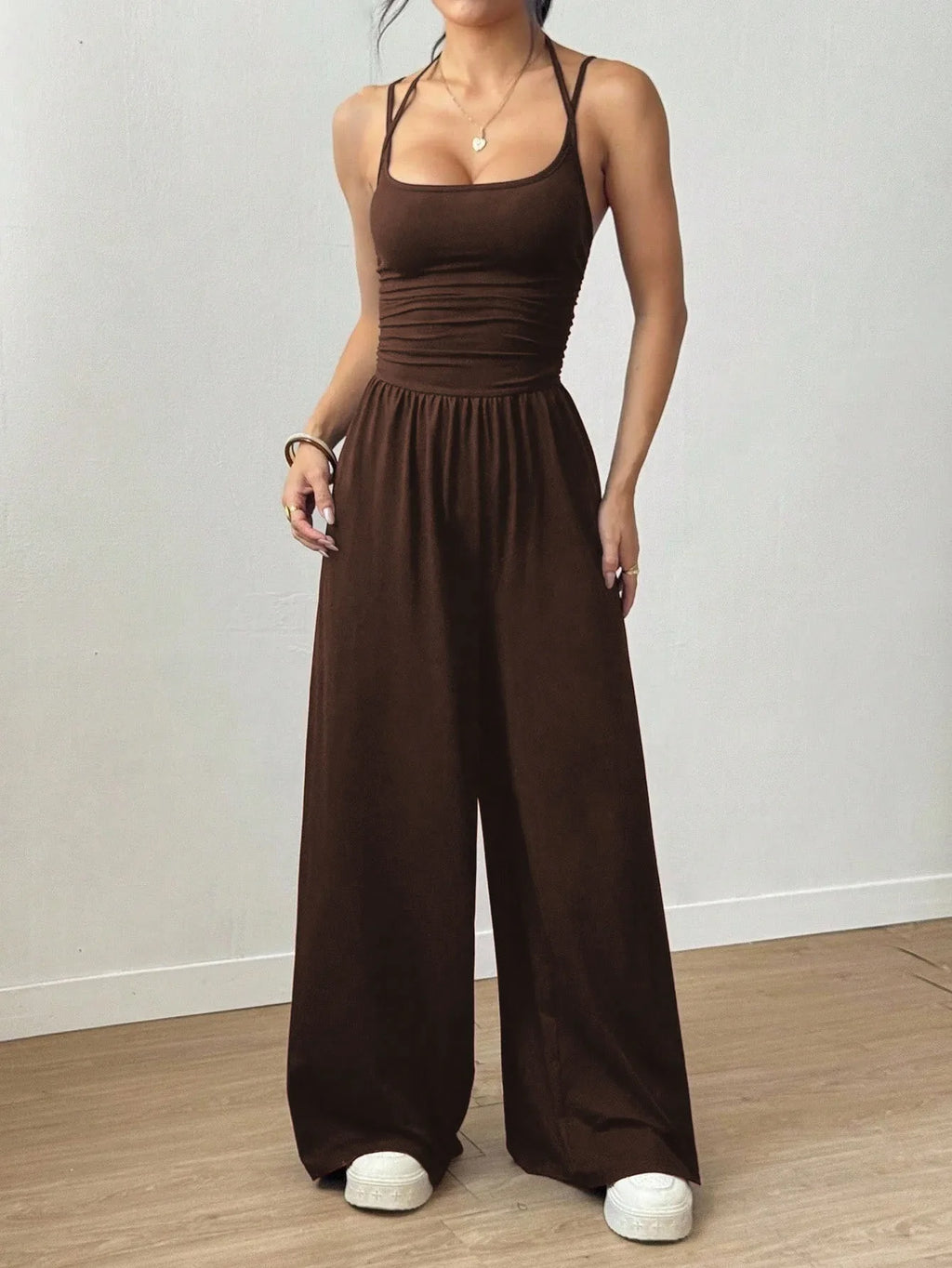 Women's Casual Solid Color Pleating Loose Straight Jumpsuit A-line Backless Halter Neck Slim Cami Jumpsuit Streetwear 2025