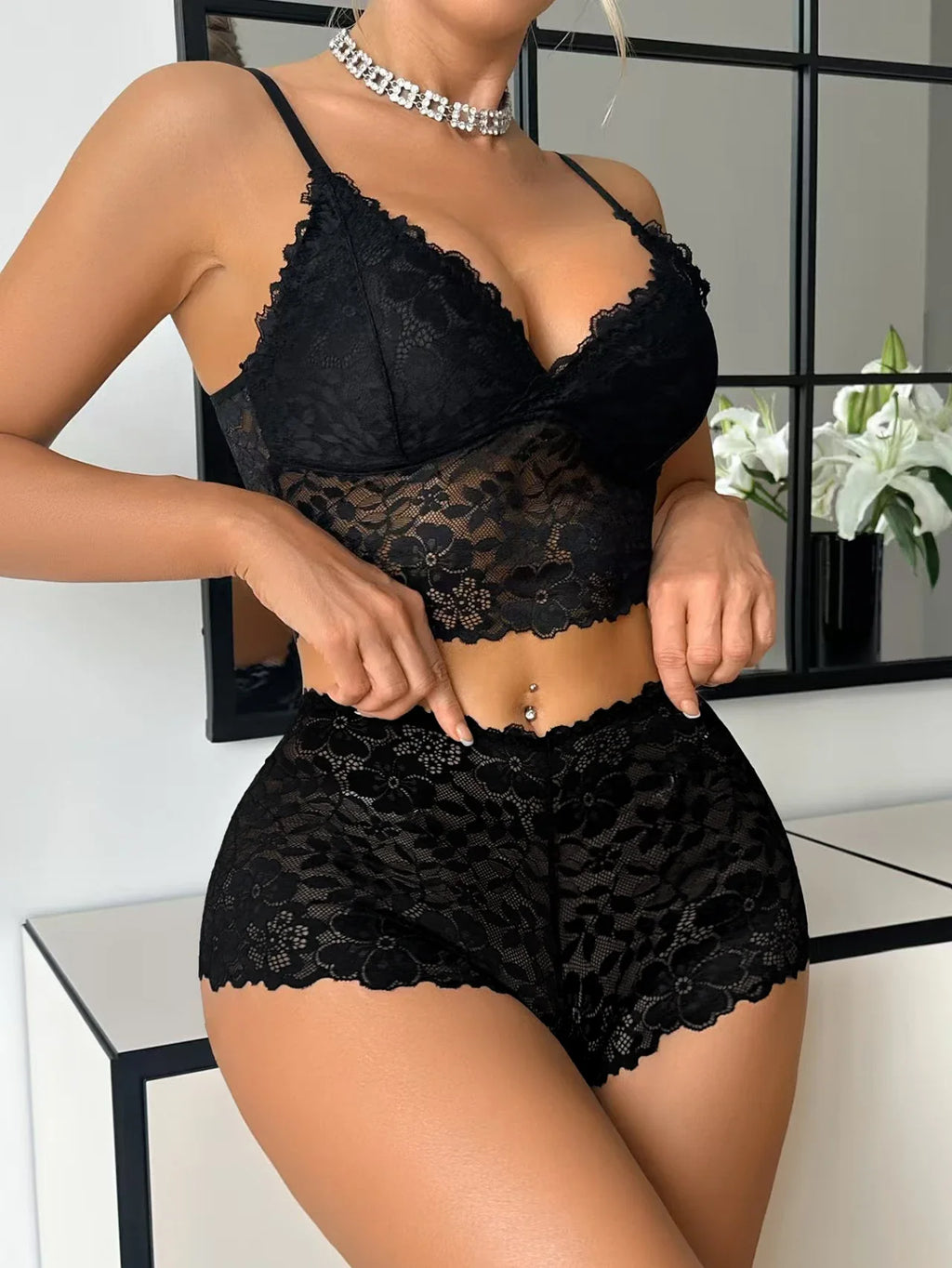 Floral Lace Women's Underwear Set Hollow-Out Wireless Sexy Bras Unlined Bra Breathable Hot Lingerie Sheer Women's Panties