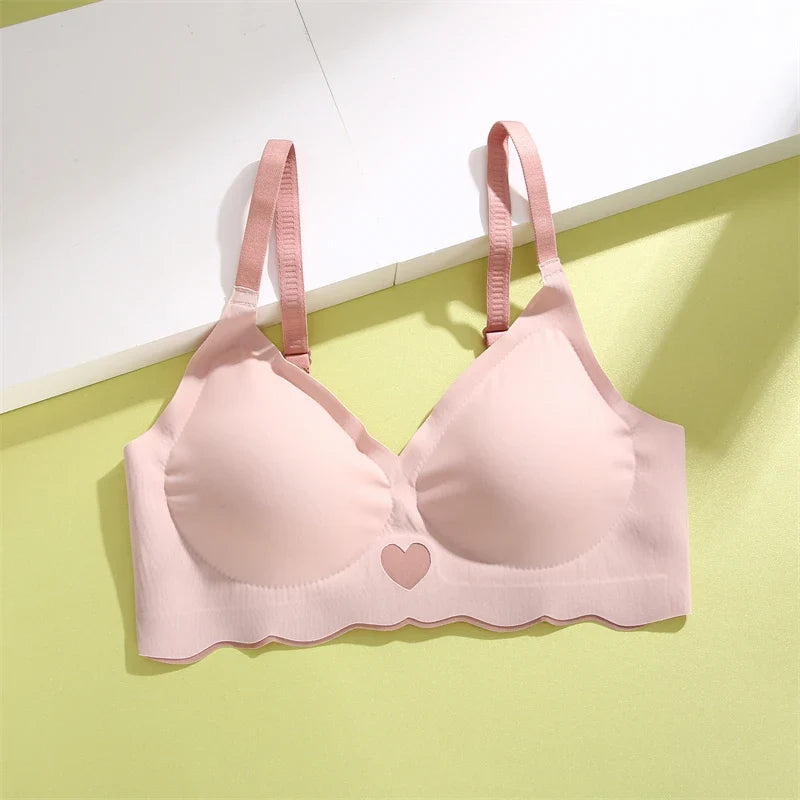 Seamless Invisible Cute Bra For Women Sexy Lingerie Deep Vneck Push Up Bra Wire Free Brassiere Bra Removable Pads Bralette Bra
