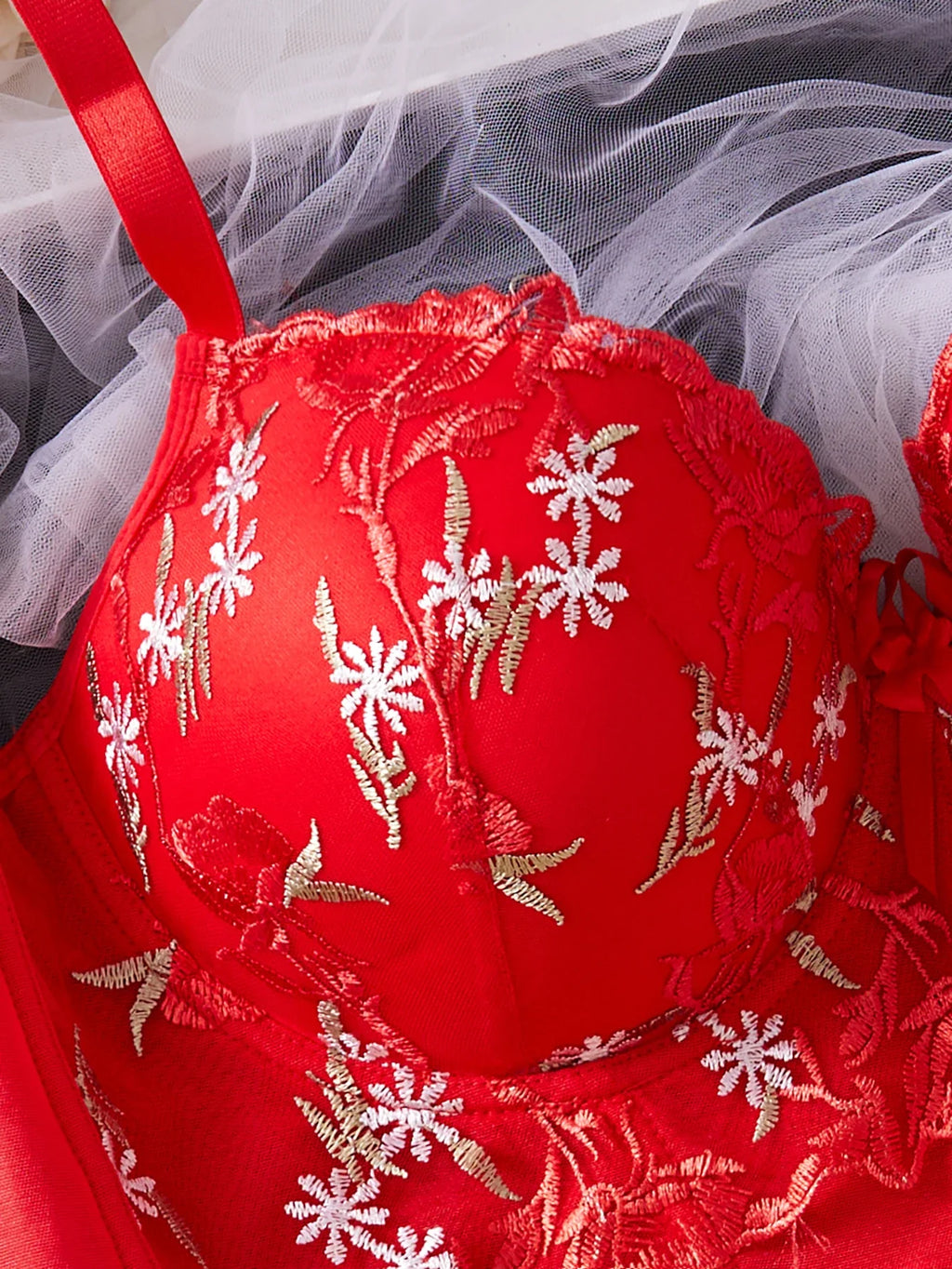 Plus Size Floral Embroidered Lace Bustier Bra – Push Up, Tummy Control & Non-Slip Corset Top