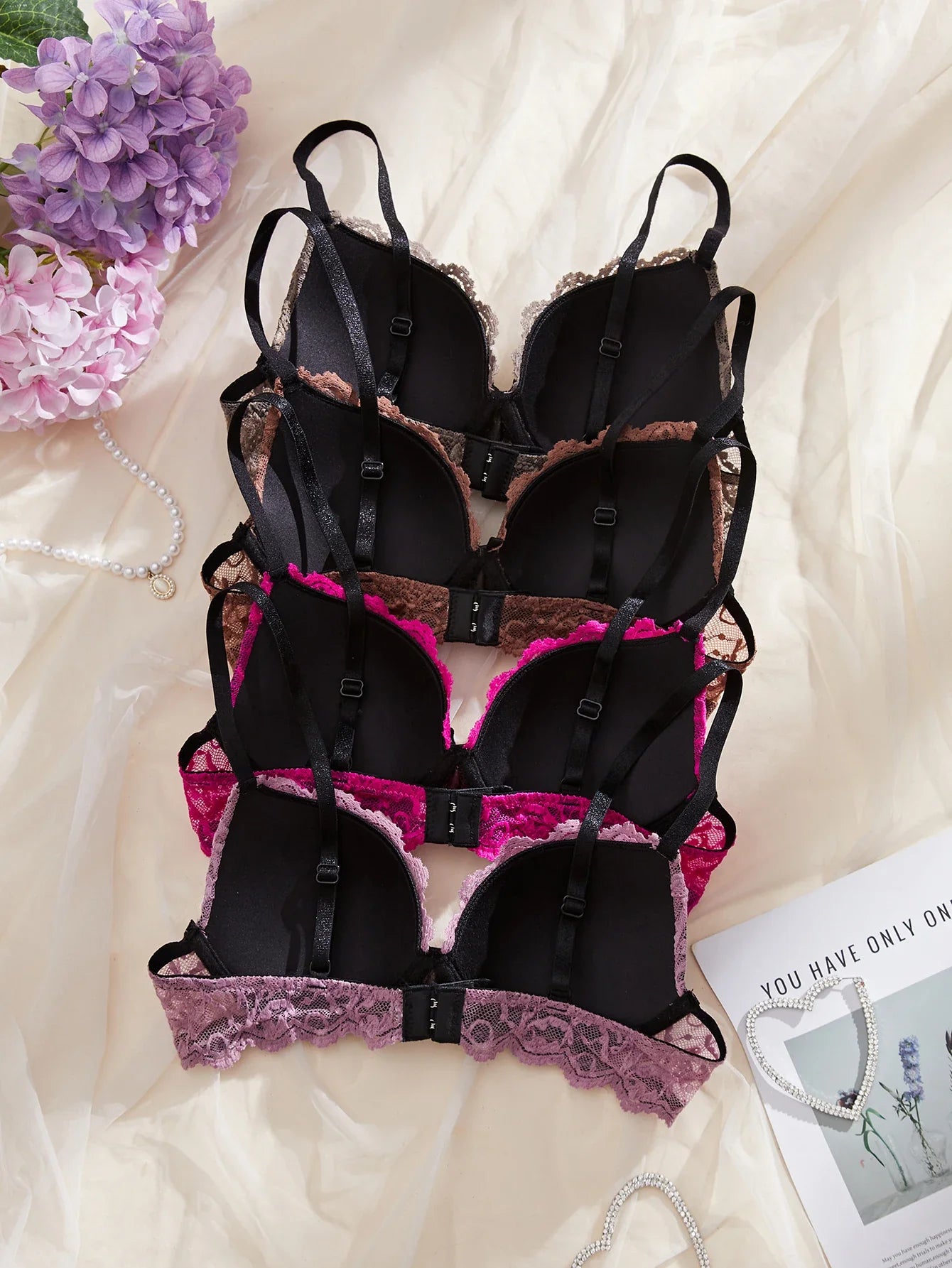 4Pcs Daily Lace Trim Women's Underwear Set Rhinestone Push up Underwire Bra Airy & Stylish Women Lace Lingerie Set