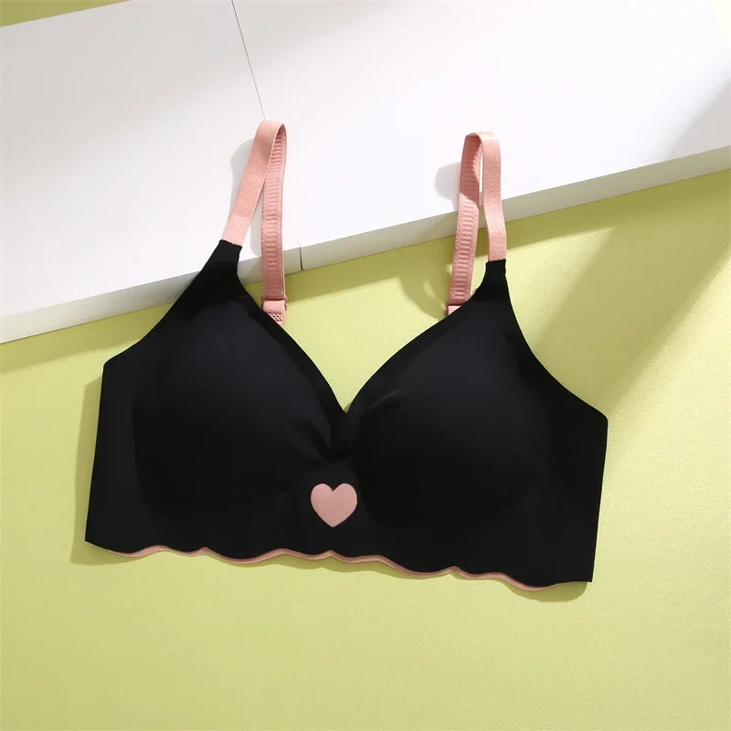 Seamless Invisible Cute Bra For Women Sexy Lingerie Deep Vneck Push Up Bra Wire Free Brassiere Bra Removable Pads Bralette Bra