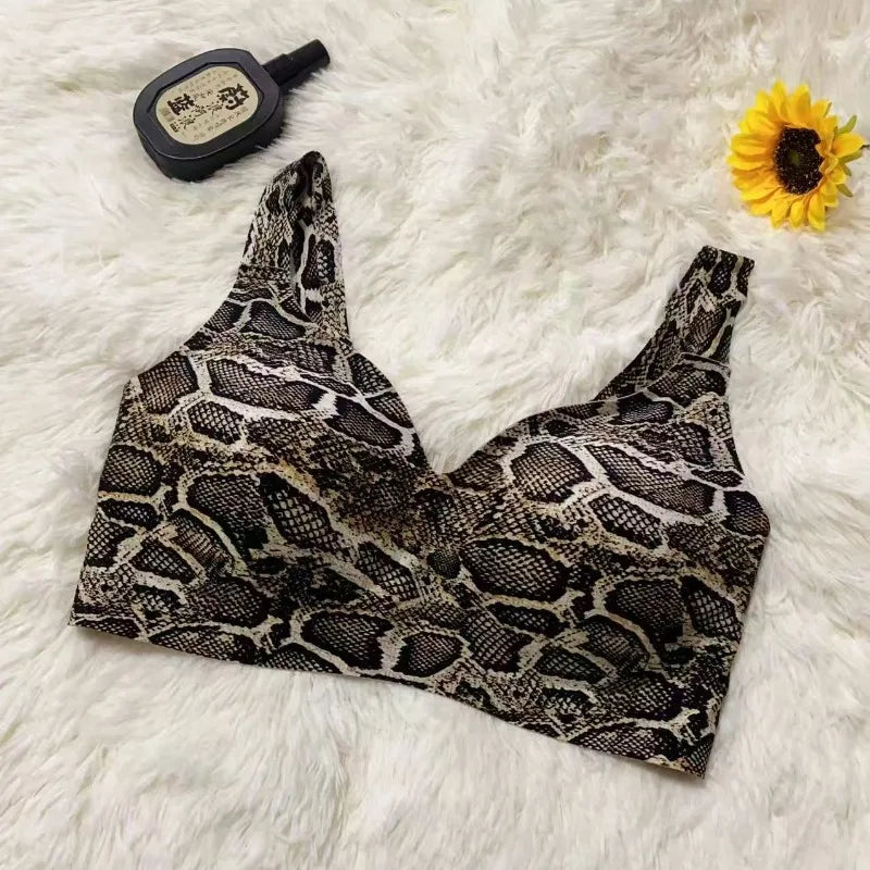 Women's Soft Support Seamless Wire-Free Bra Deep V Thin Bra Push-up Full Cup Comfortable Breathable Solid Color Bra sostén