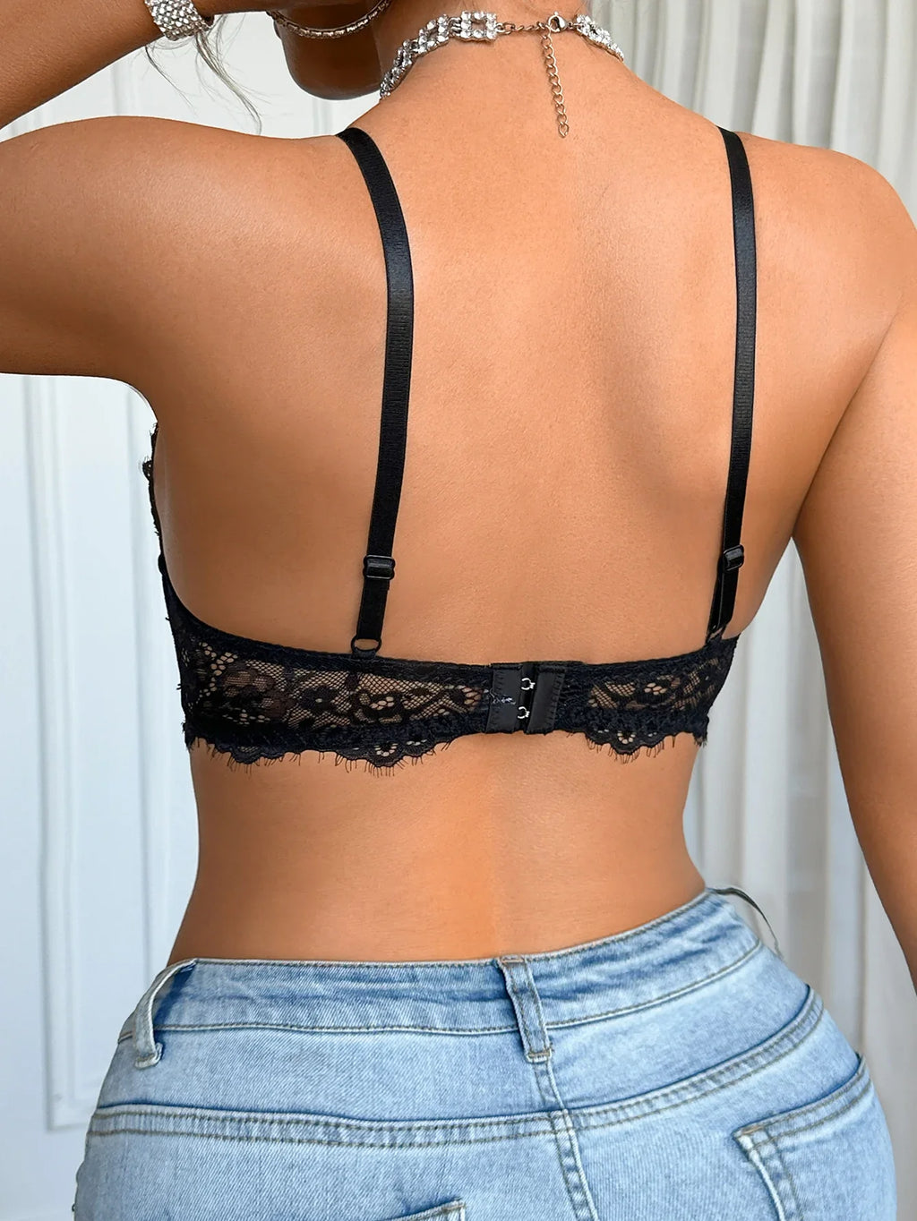 Fashion French Eyelash Lace Hollow-Out Women's Sexy Bra Unlined Underwire Push-Up Bra Lingerier