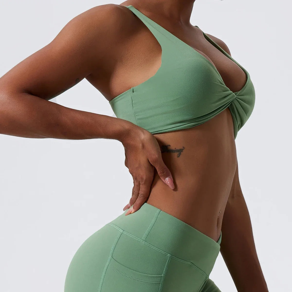 Hearuisavy Summer Sports Bra Shockproof Push Up Gym Top Women Quick-Dry Yoga Clothes Pleated Design Brassiere Workout Crop Top