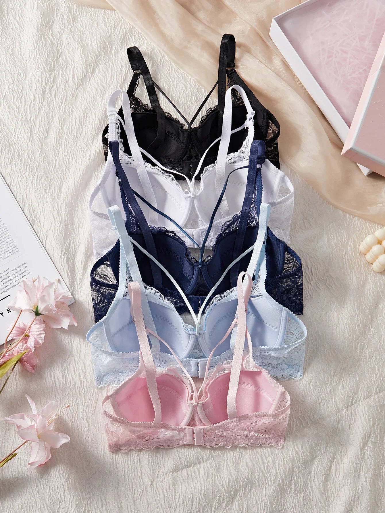 5-Pack French Women's Underwear Set Hollow Lace Patchwork Bow Sexy Bras Fashionable Bralette Strap Sexy Lingerie Set Women's Bra