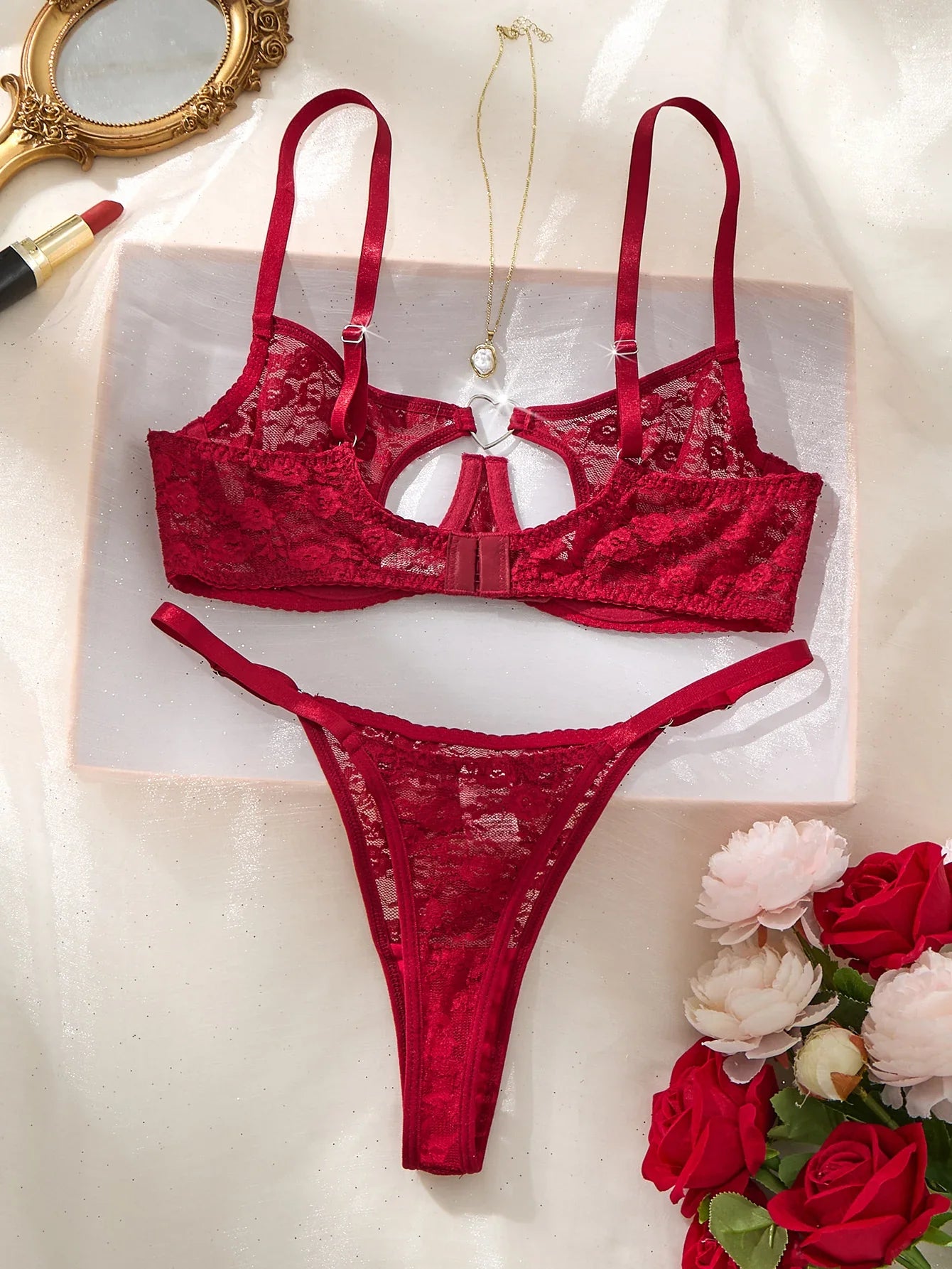Elegant Design Bra And Panties Set with Unique Heart Buckle Comfortable Fashion Underwear Suitable for All Occasions
