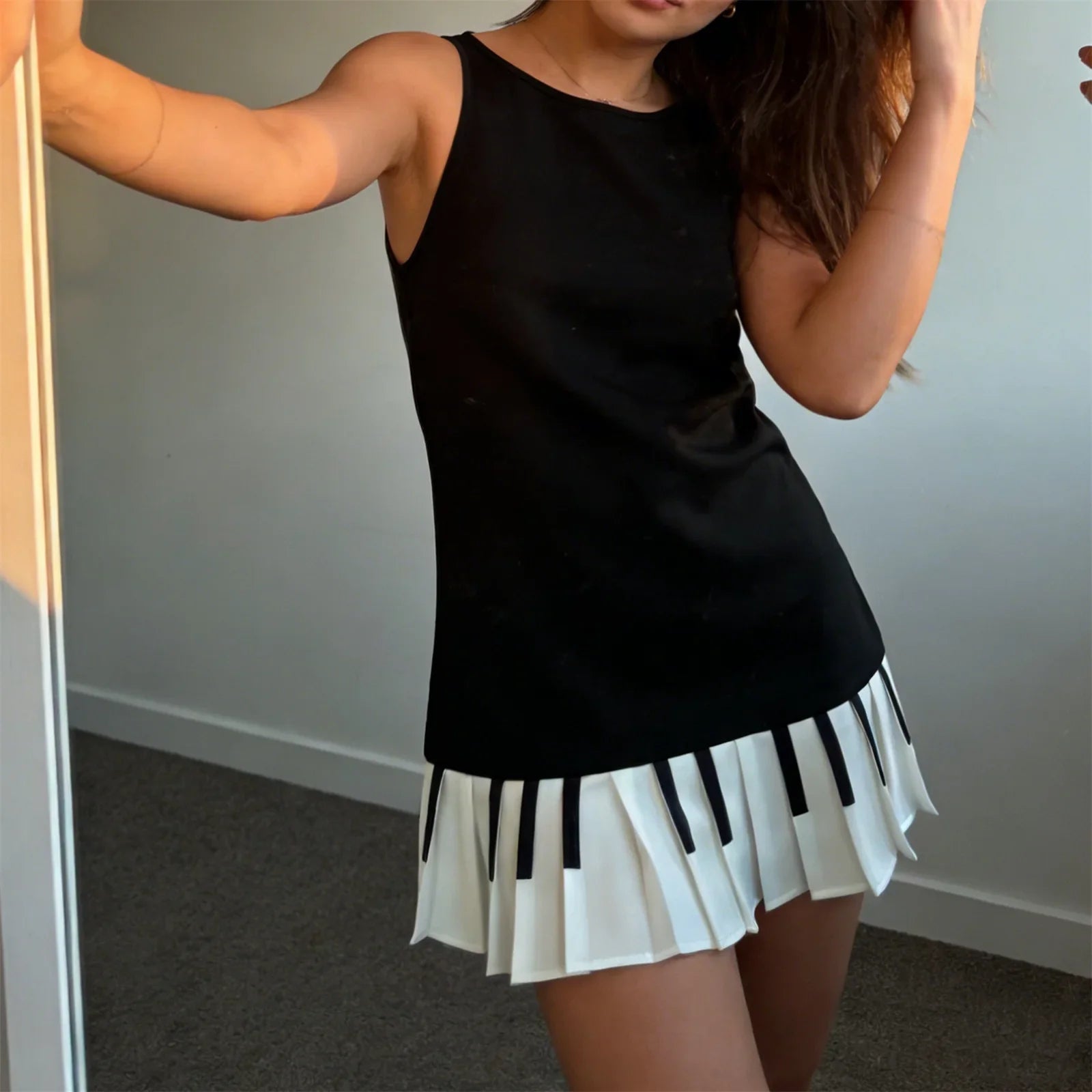 Women Sleeveless Tank Dress Summer Pleated Bodycon Dress Crew Neck Mini Vest Club Party Slim Dress Vestidos Sundress Streetwear