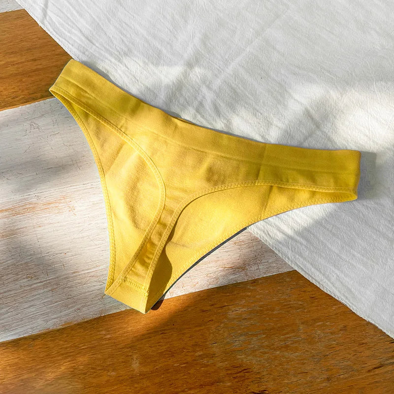 Low Waist Sexy Thong Women Panties G String Seamless Panties Underwear Sports Candy Color Yoga Girls Briefs Femlae Lingerie
