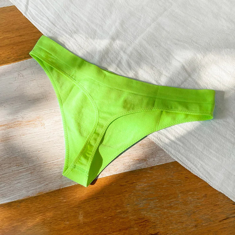 Low Waist Sexy Thong Women Panties G String Seamless Panties Underwear Sports Candy Color Yoga Girls Briefs Femlae Lingerie