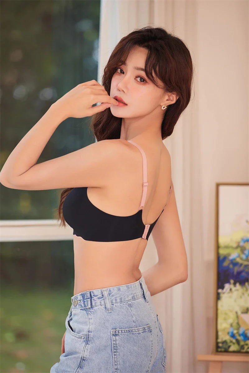 Seamless Invisible Cute Bra For Women Sexy Lingerie Deep Vneck Push Up Bra Wire Free Brassiere Bra Removable Pads Bralette Bra
