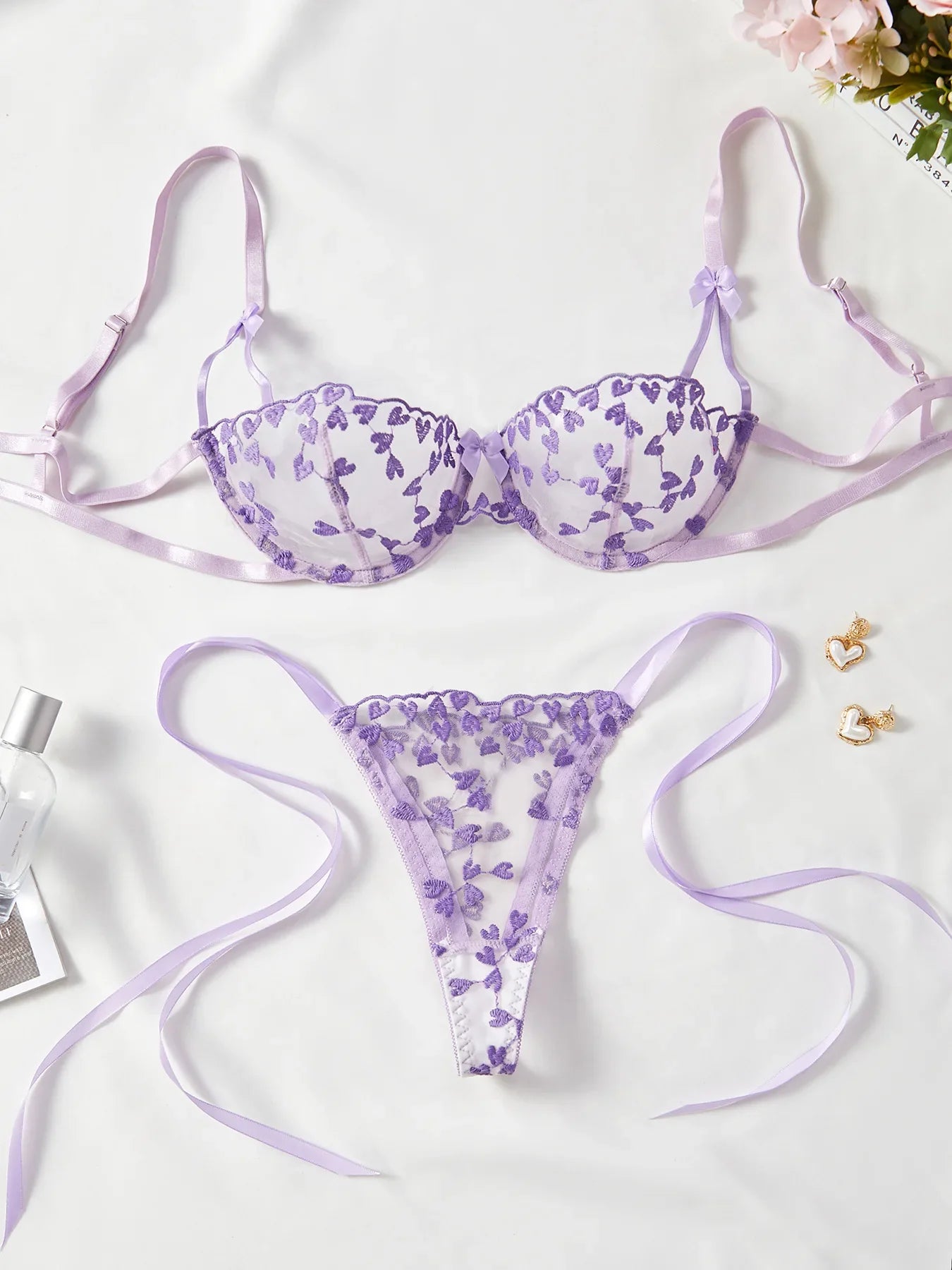 French Lace Heart Bra Set Girls Sexy Women Bralette Adjustable Transparent Embroidery Underwear Thong Bras Lingerie Panties Sets
