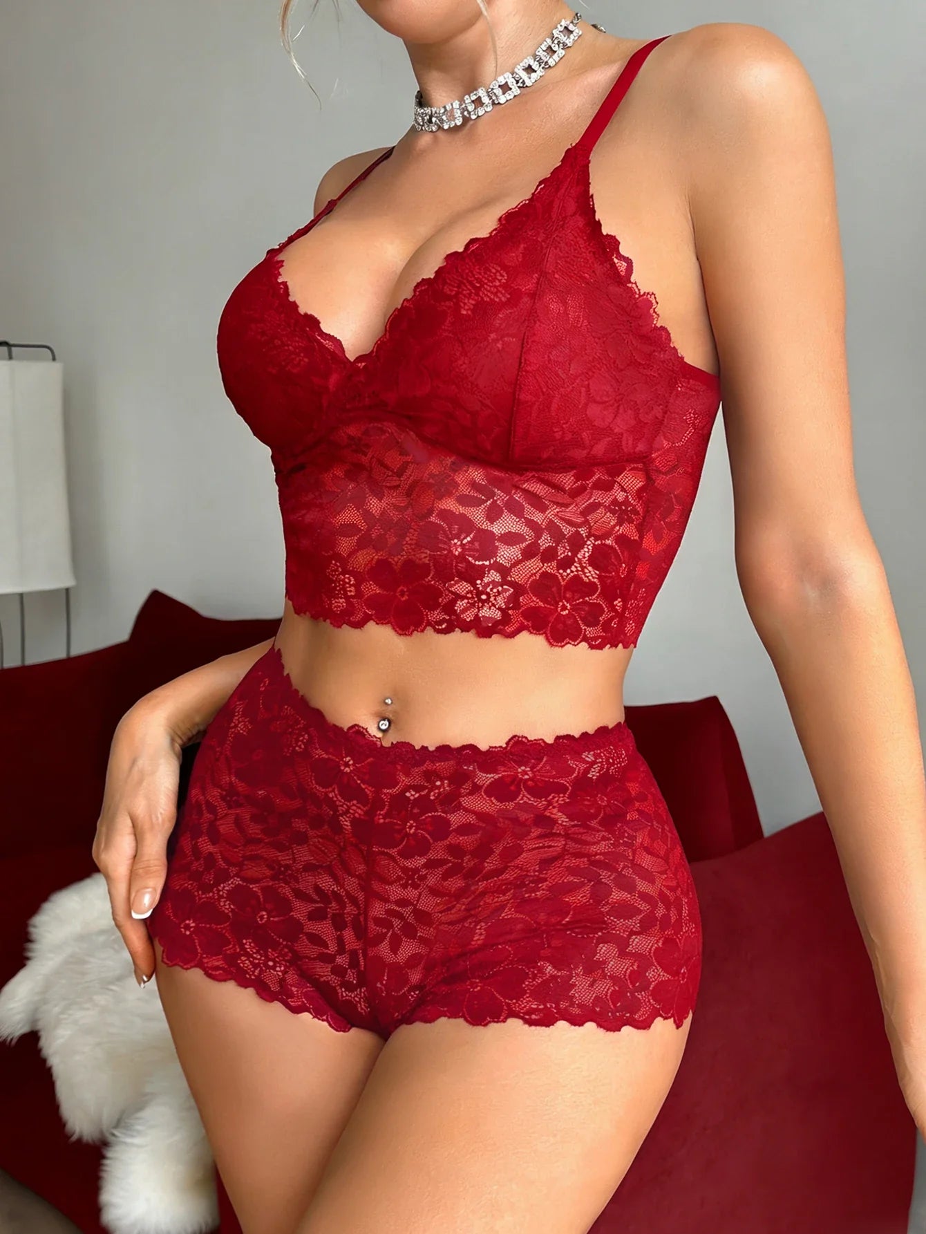 Hot sexy lingerie set Women's Wireless camisole sexy Bras Elegant floral lace sheer bra Cutout lace breathable Women's Panties