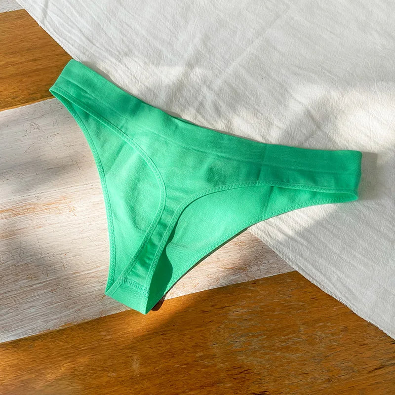 Low Waist Sexy Thong Women Panties G String Seamless Panties Underwear Sports Candy Color Yoga Girls Briefs Femlae Lingerie