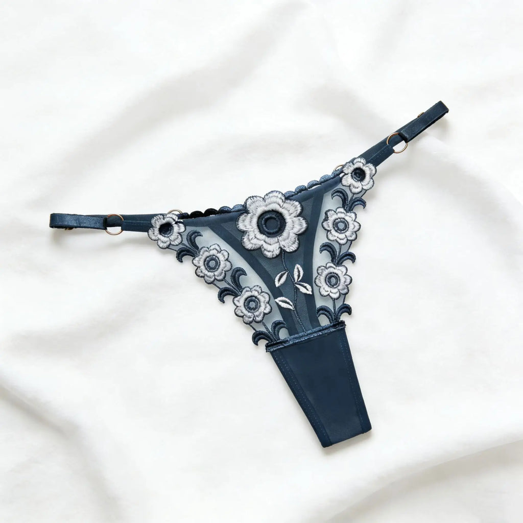 Thin Sexy Girls G String Thong Lace Panties Women Briefs Embroidery Hollow Out Transparent Underwear Female Lingerie