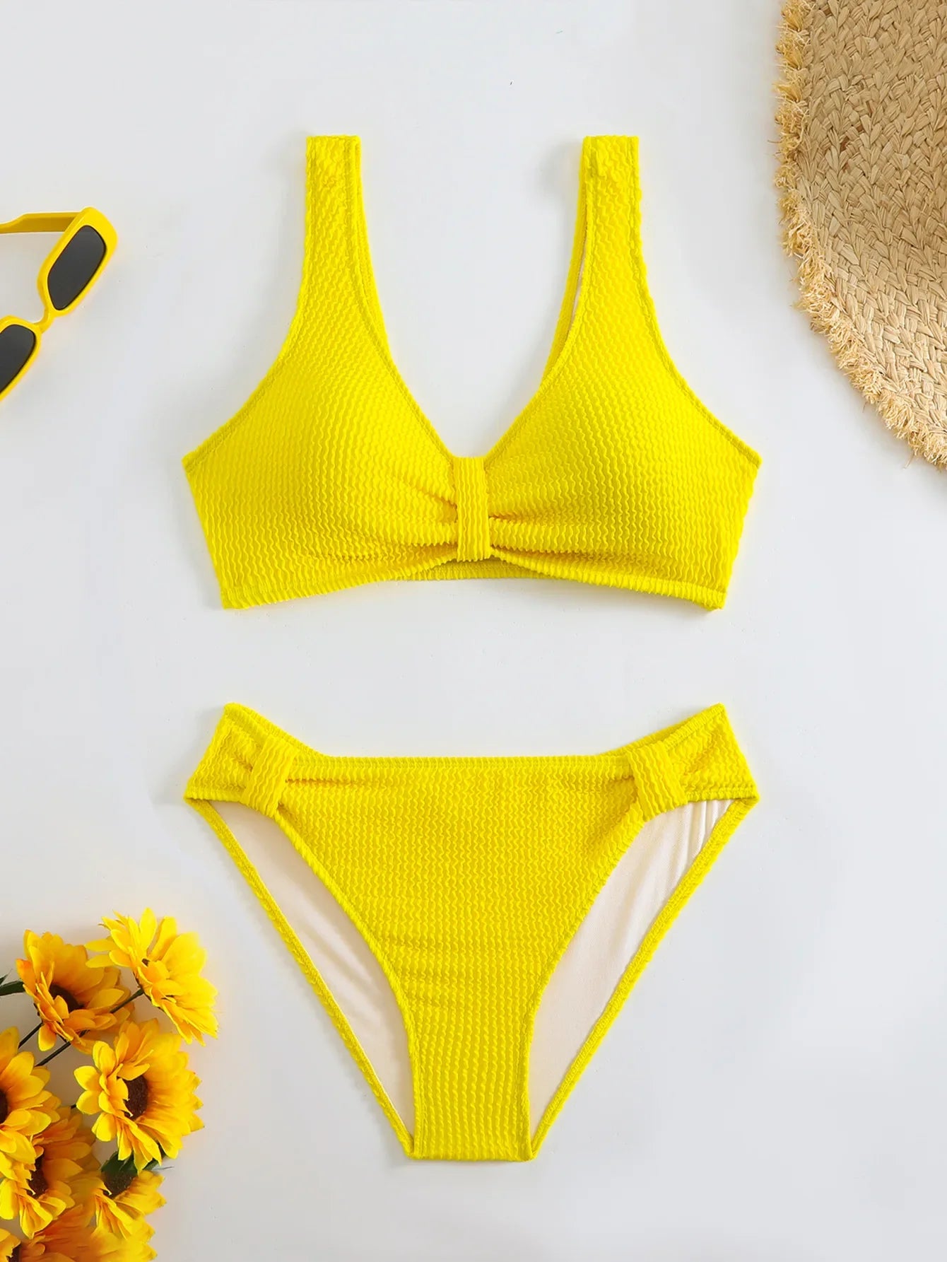 2026 New Sexy Bikini Two-Piece Swimsuit Pure Color High Elasticity Monochromatic Swimwear Comfortable Fit Women's Beachwear