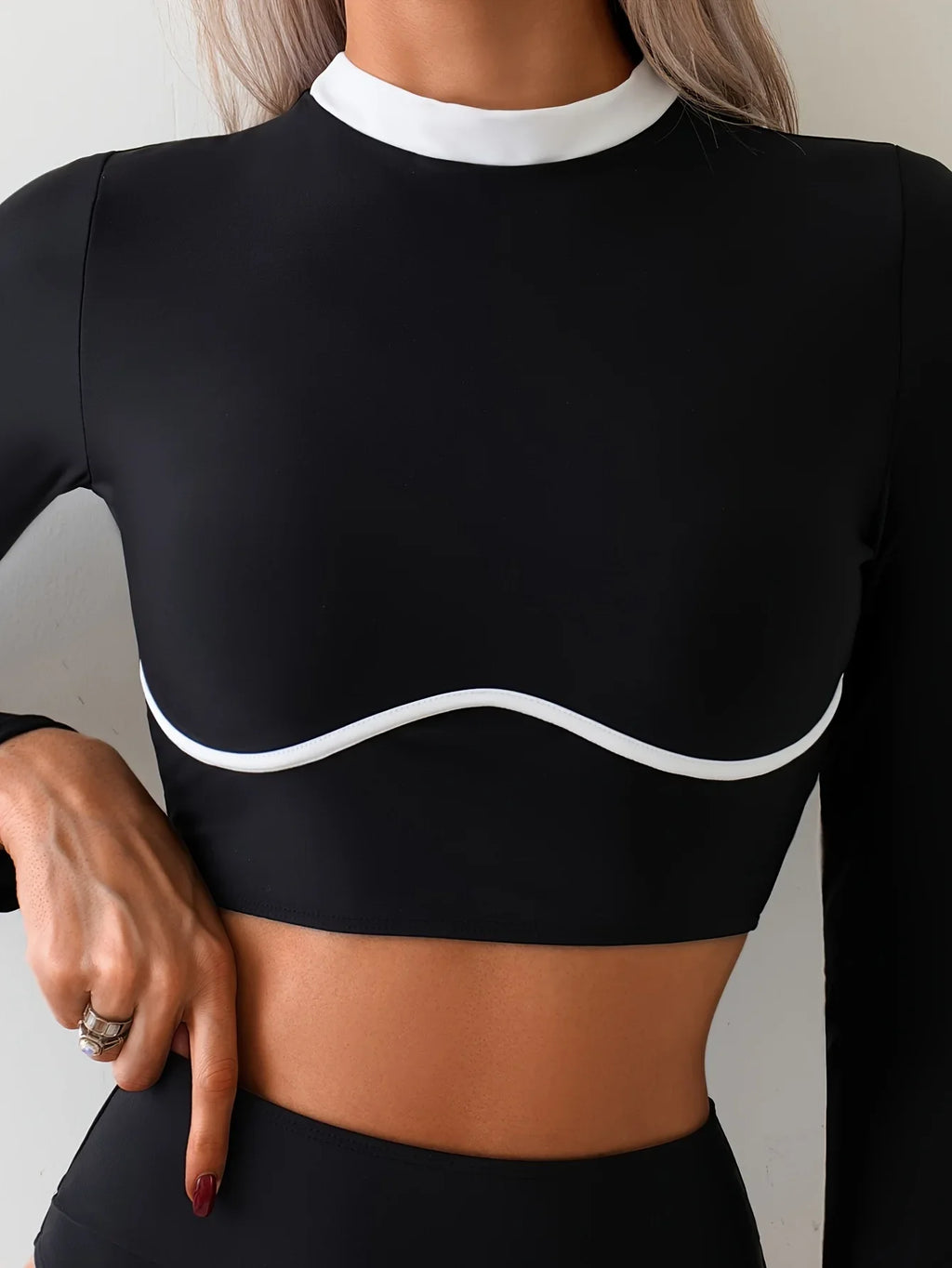 Vintage Black Contrast Bikini 2025 Women Long Sleeve Slim Shirt Top High Waist Sunscreen Swimsuit Beach Bathing Suit Swimwear