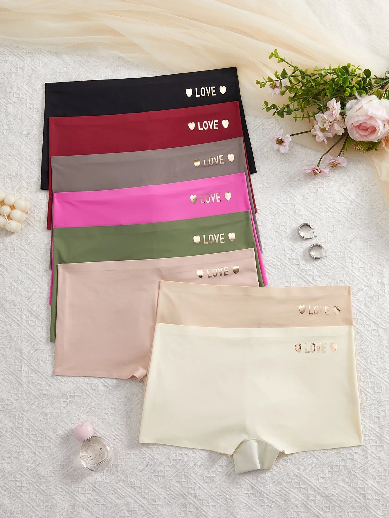 8PCS Seamless Women's Panties Love Heart Boxers Multi-Color Comfortable Women's underwear set