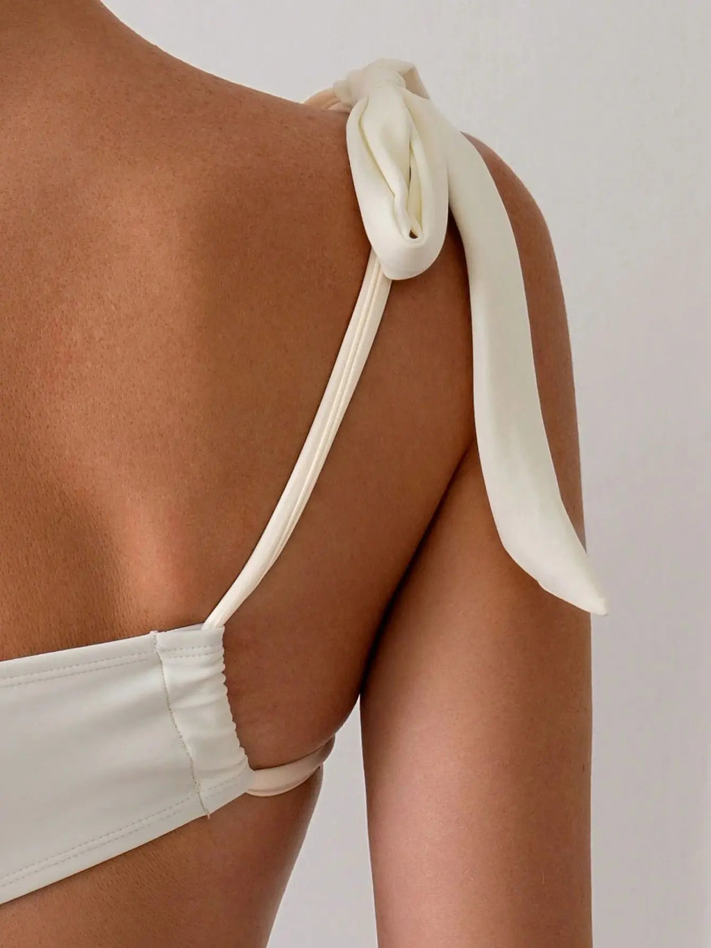 Sexy One Shoulder Swimwear Women Hollow Out White Black Backless One Piece Swimsuit 2025 Beach Bathing Suit Holiday Monokini