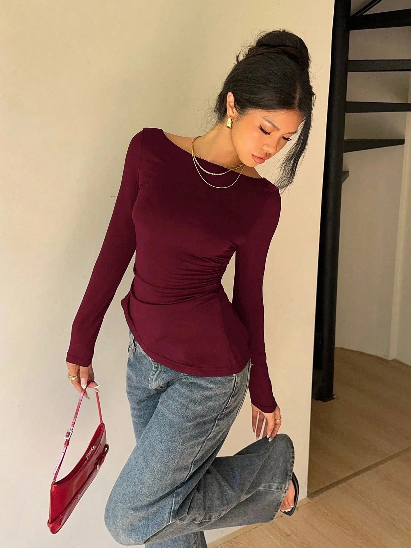 Women's Elegant Lace Patchwork Bow Decorate Long Sleeve T-Shirt Casual Asymmetry Hem Slim Fit Boat Collar Pleating Tops 2026