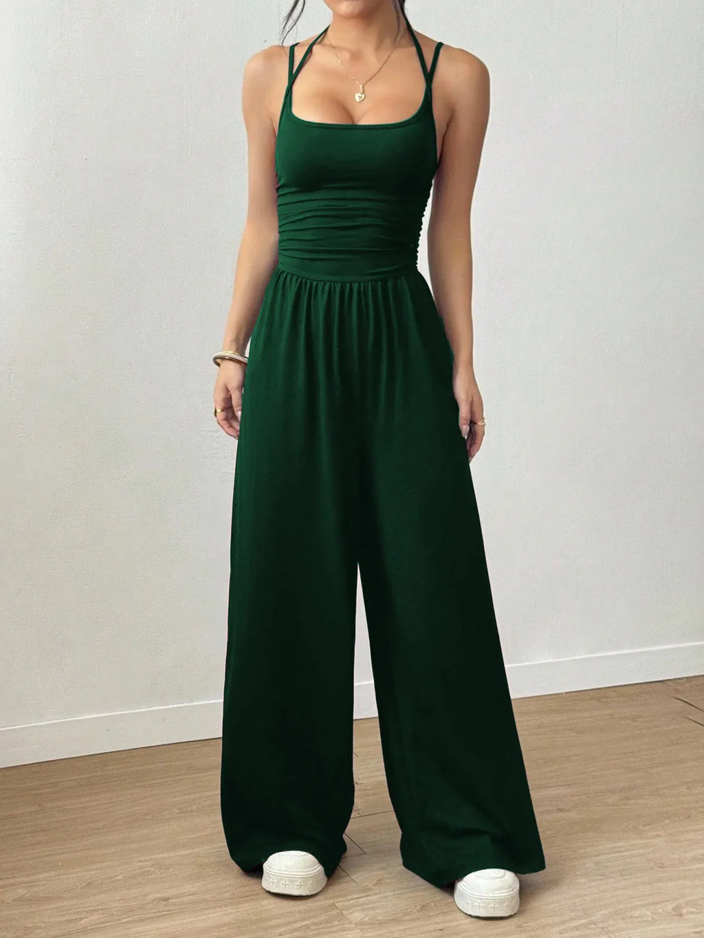 Women's Casual Solid Color Pleating Loose Straight Jumpsuit A-line Backless Halter Neck Slim Cami Jumpsuit Streetwear 2025