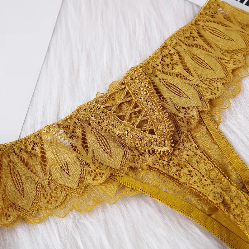 Hollow Out Lace Sexy Girls G String Panties Women Briefs Transparent Thong Thin Underwear Female Low Waist Lingerie Size S-XL