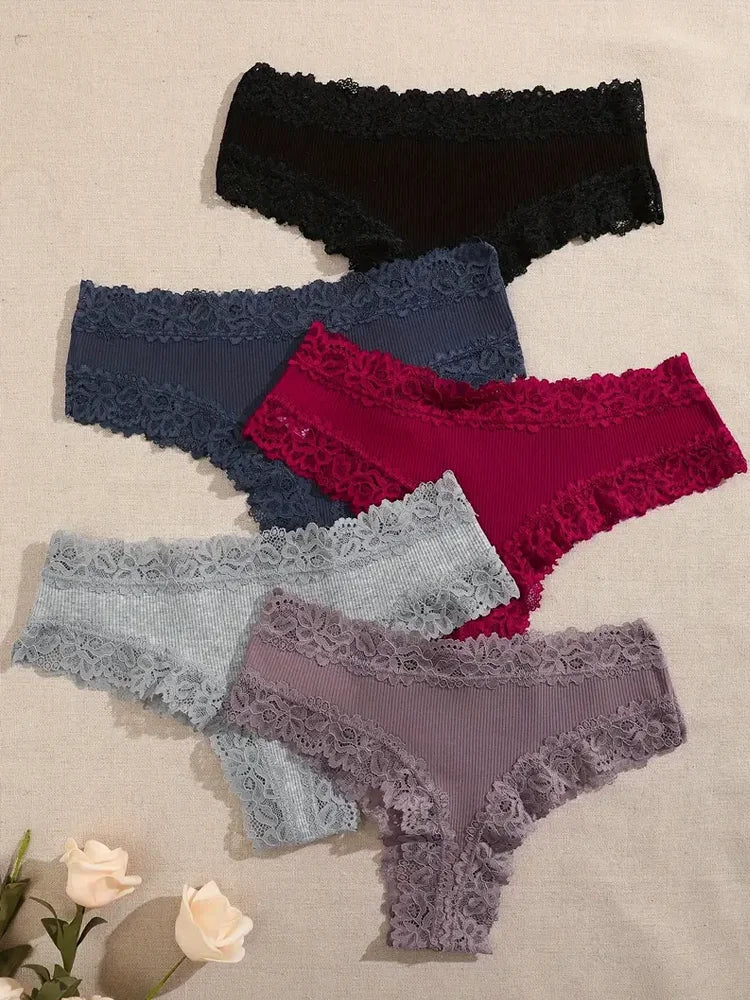 3Pcs Sexy Women Cotton Brazilian Pants Lace Brazilian Briefs Low Waist Floral Solid Color G-string Breathable Soft Lingerie