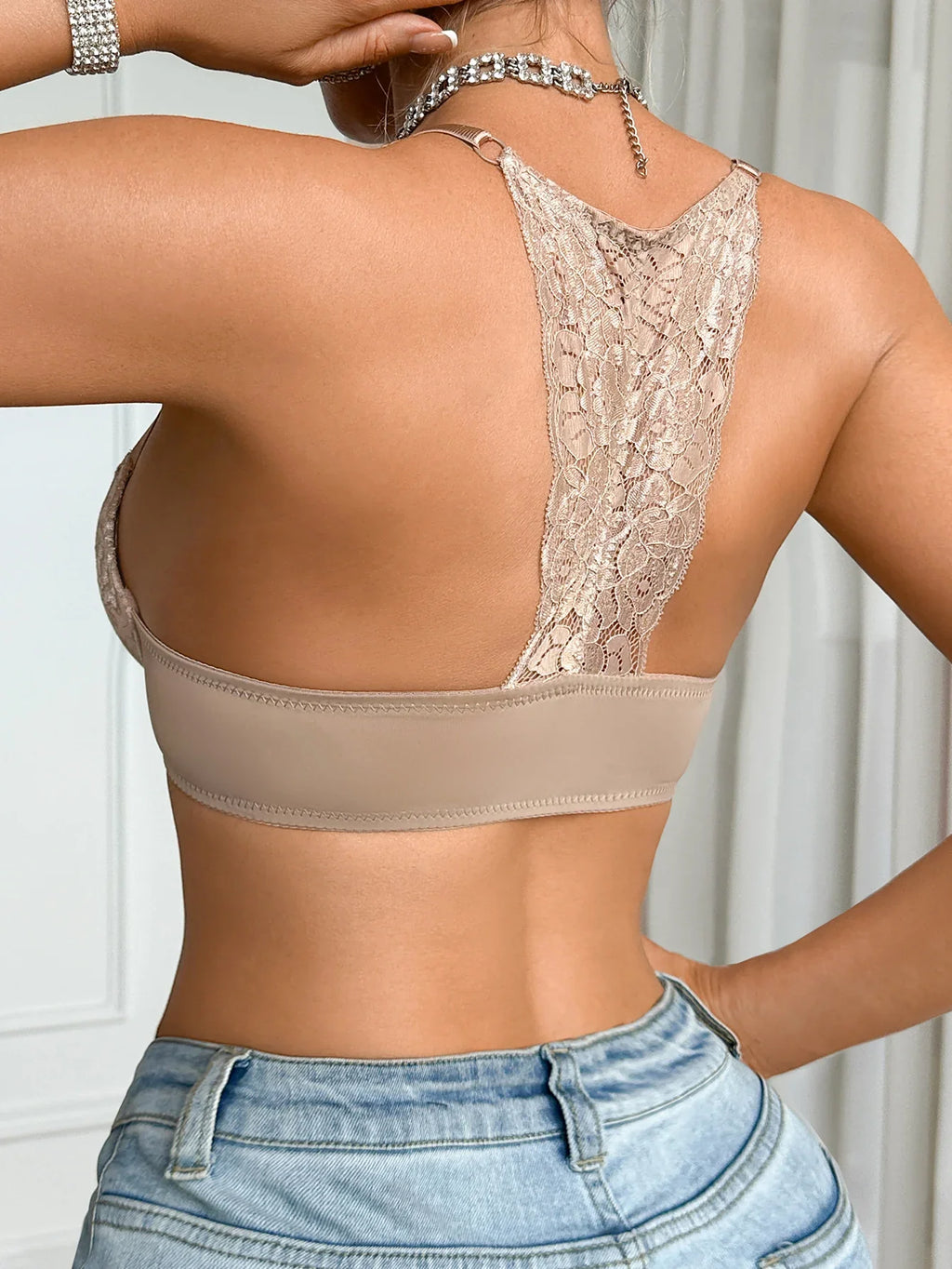 Sexy Lace Women's Push-Up Bra Delicate Patterned Lace Cups Underwear Elegant Back Beauty Design Bra for woman