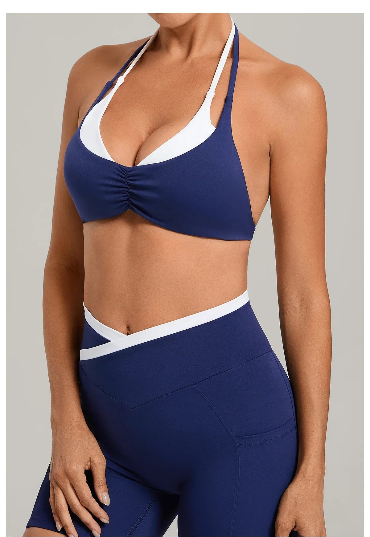 Women's Gym Workout Two-color Yoga Sports Bras Halter Neck Open Back Design Sports Tank Top Running Fitness Built-in Bra Cups