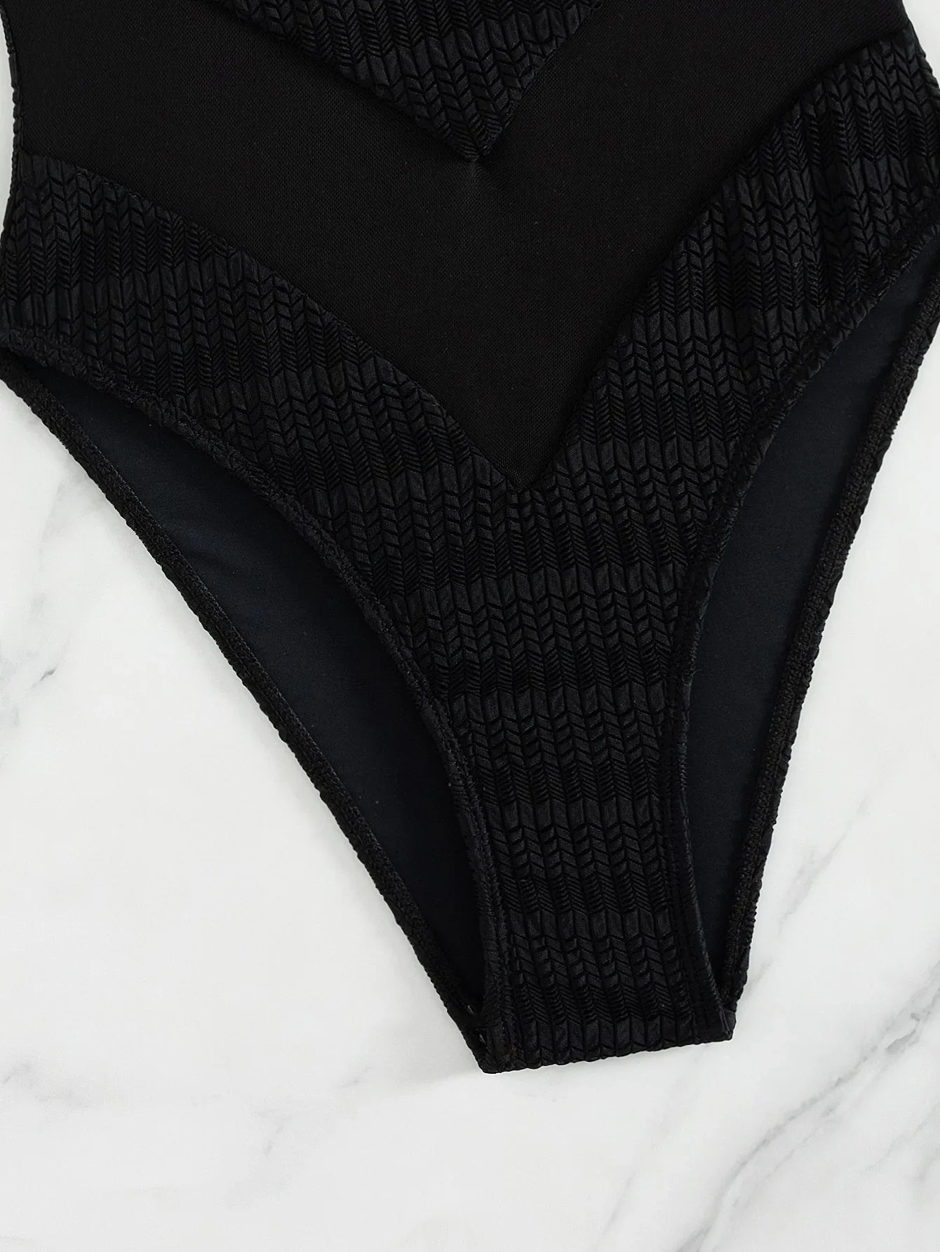 2026 Sexy Beachwear Women Low Cut Hollow Out Slim Bodysuit Holiday Backless Sexy Mesh Bikinis Summer New Chic Holiday Swimsuit
