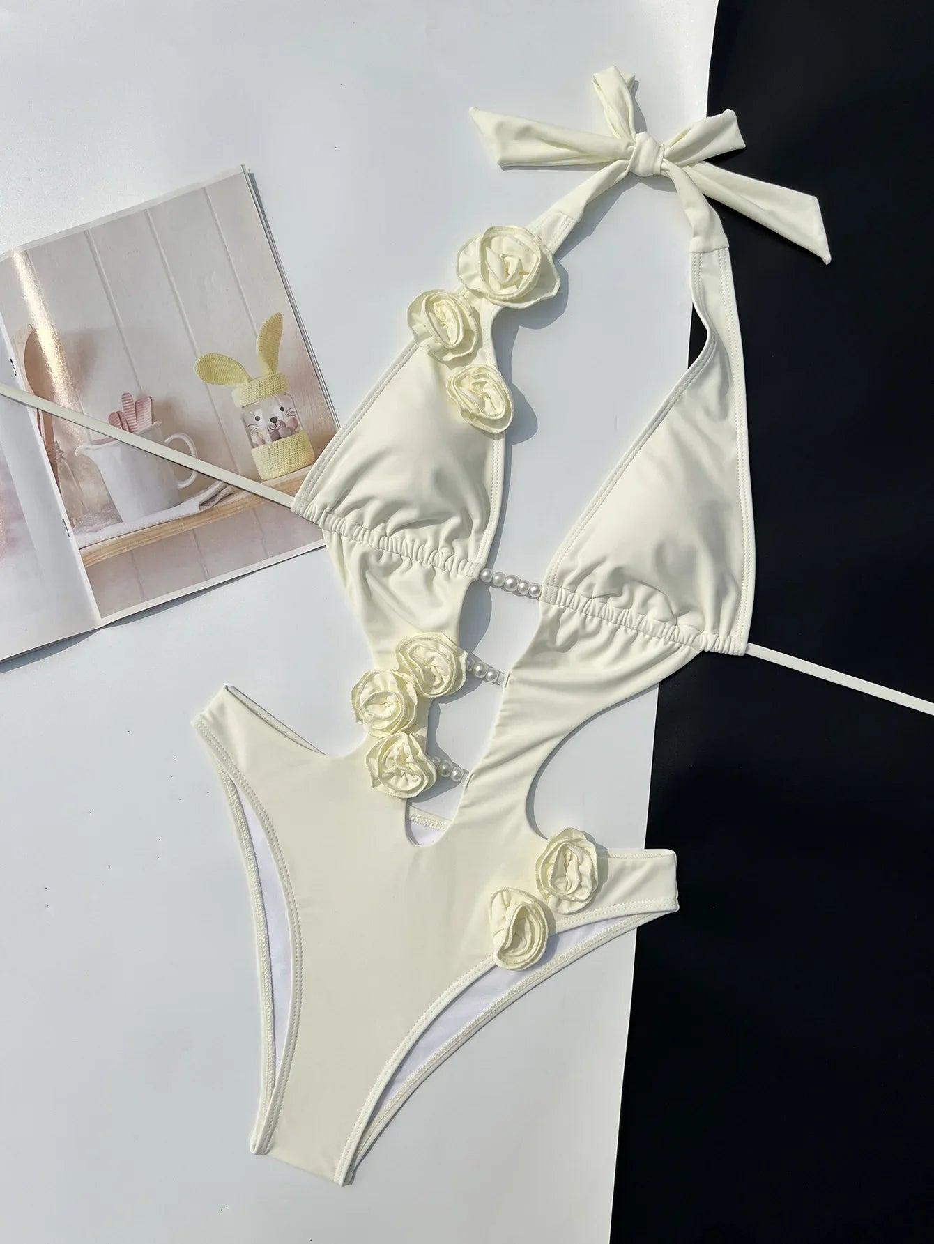 Sexy Pearls 3D Flower Deigner One Piece Swimsuit 2026 Women Beige Hollow Out Bandage Backless Bathing Suit Swimwear Monokini