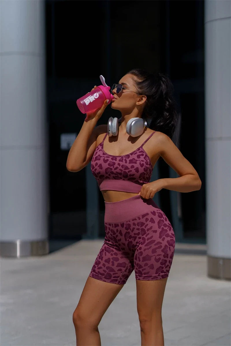Seamless Backless Yoga Suit Set Women Sexy Gym Leopard Print Leggings Bra Set High Waist Workout Clothes Hip Raise Pants